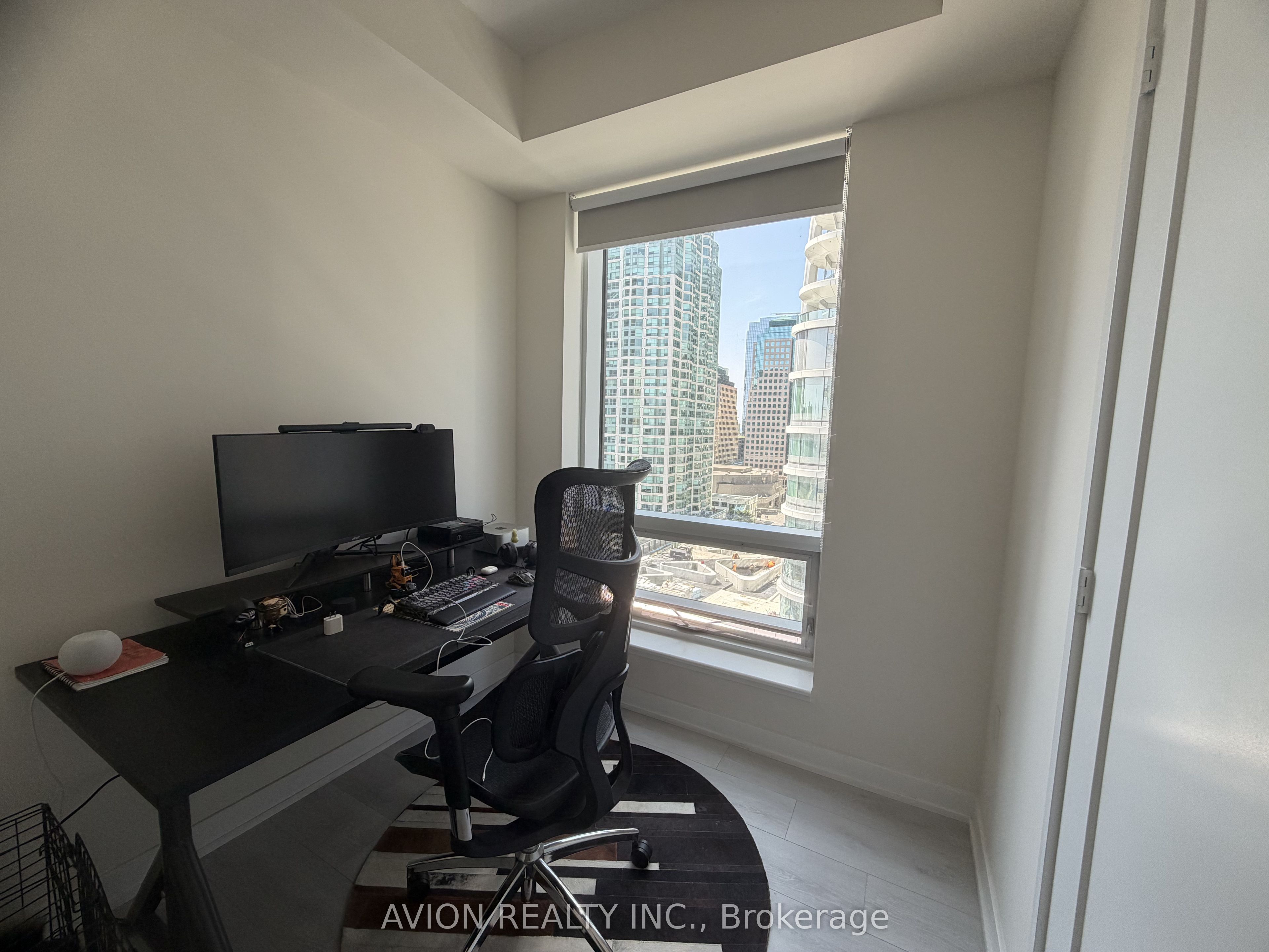 28 Freeland Street 1104, Toronto, ON M5E 0E3 photo 5