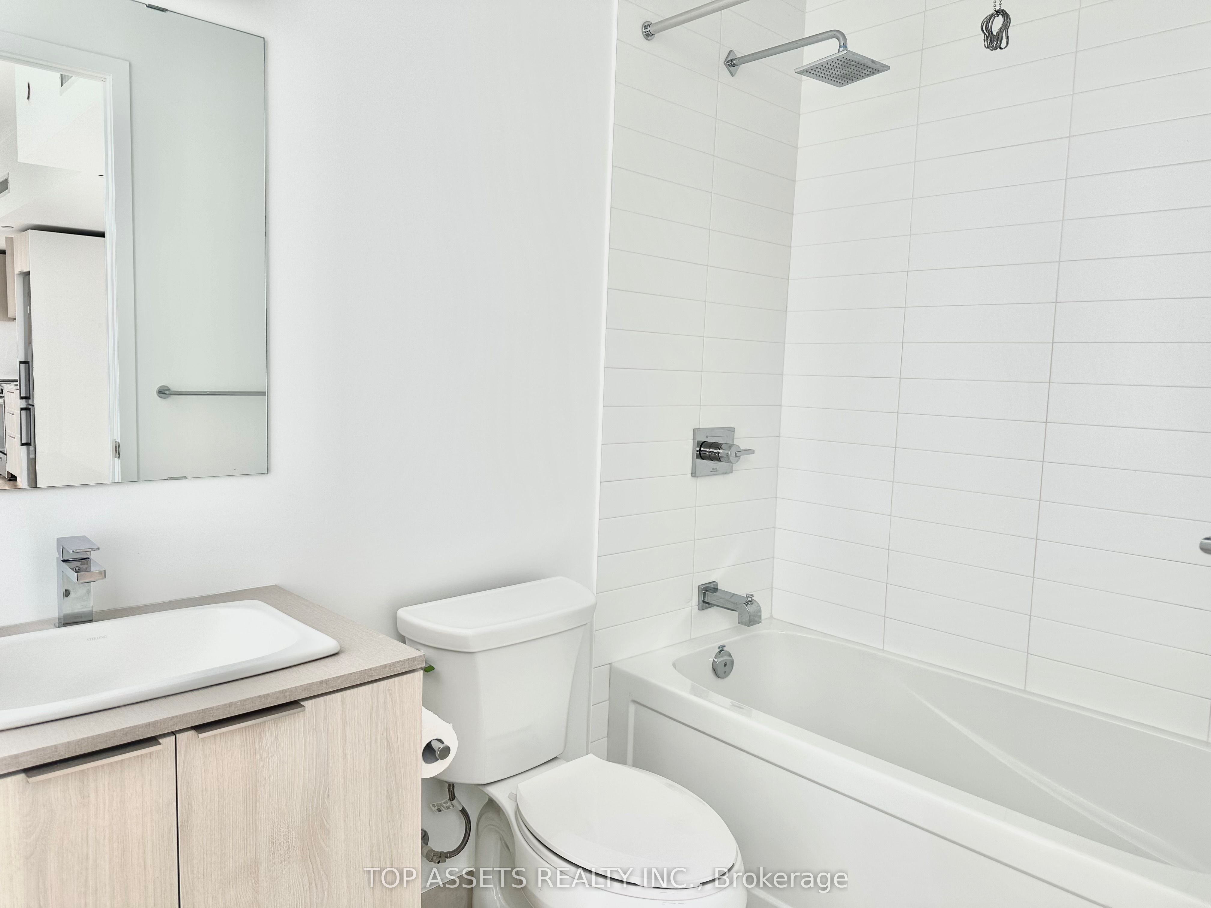 18 Maitland Terrace 2505, Toronto, ON M4Y 1Y4 photo 5