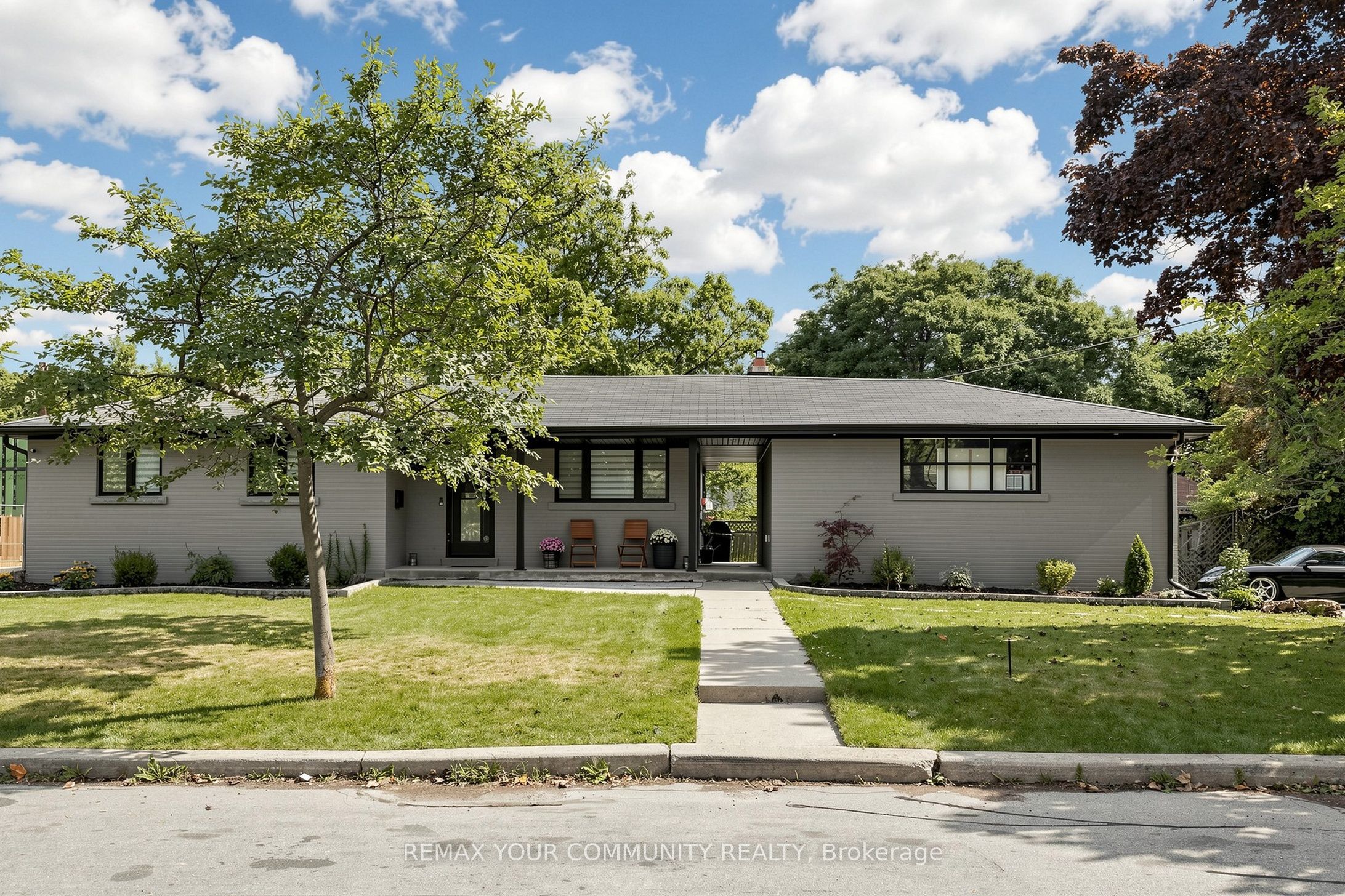 299 Horsham Avenue, Toronto, ON M2R 1G5