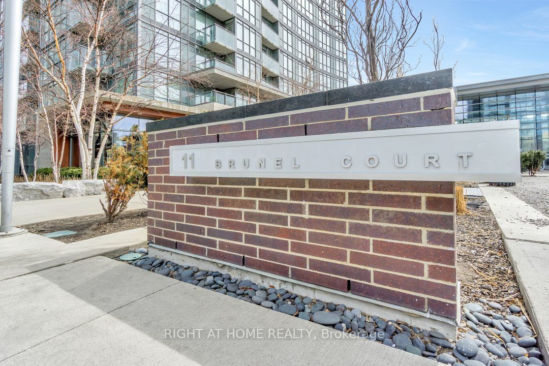 11 Brunel Court 2615, Toronto, ON M5V 3Y3 photo 2