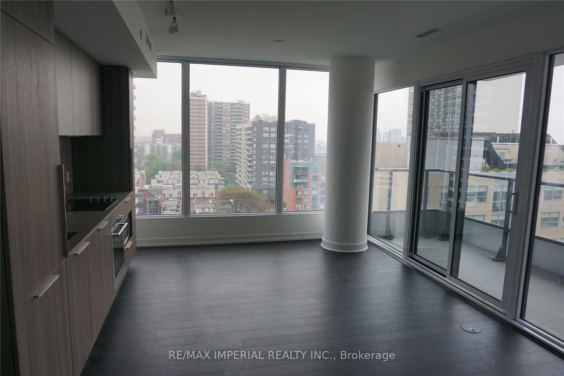 85 Wood Street 1516, Toronto, ON M4Y 0E8 photo 4