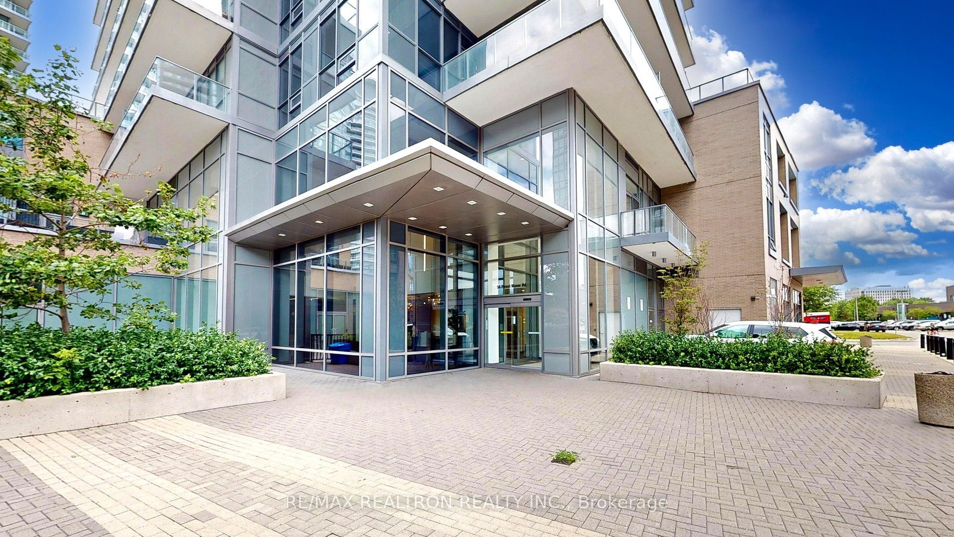 56 Forest Manor Road 1510, Toronto, ON M2J 0E5 photo 3