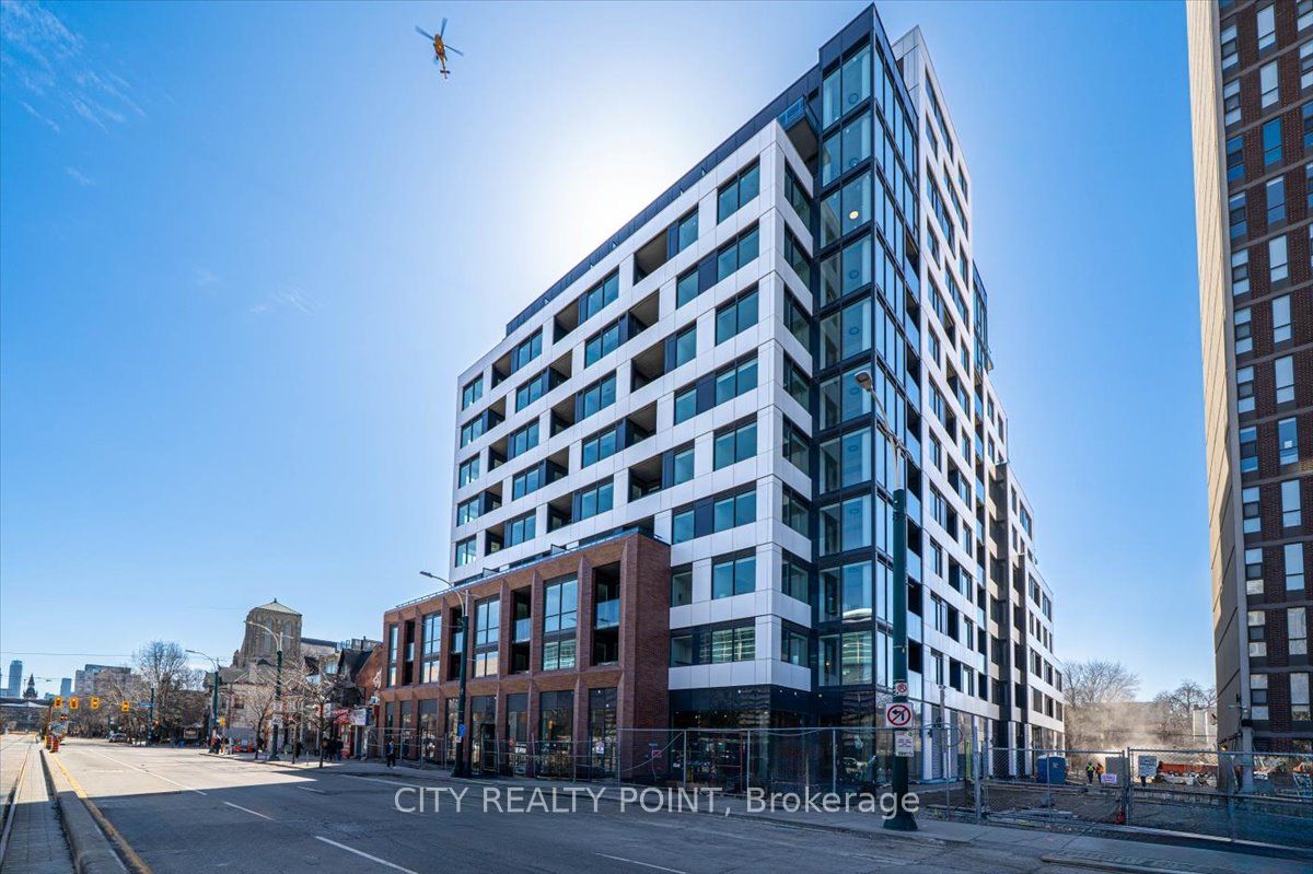 664 Spadina Avenue 201, Toronto, ON M5S 2H7