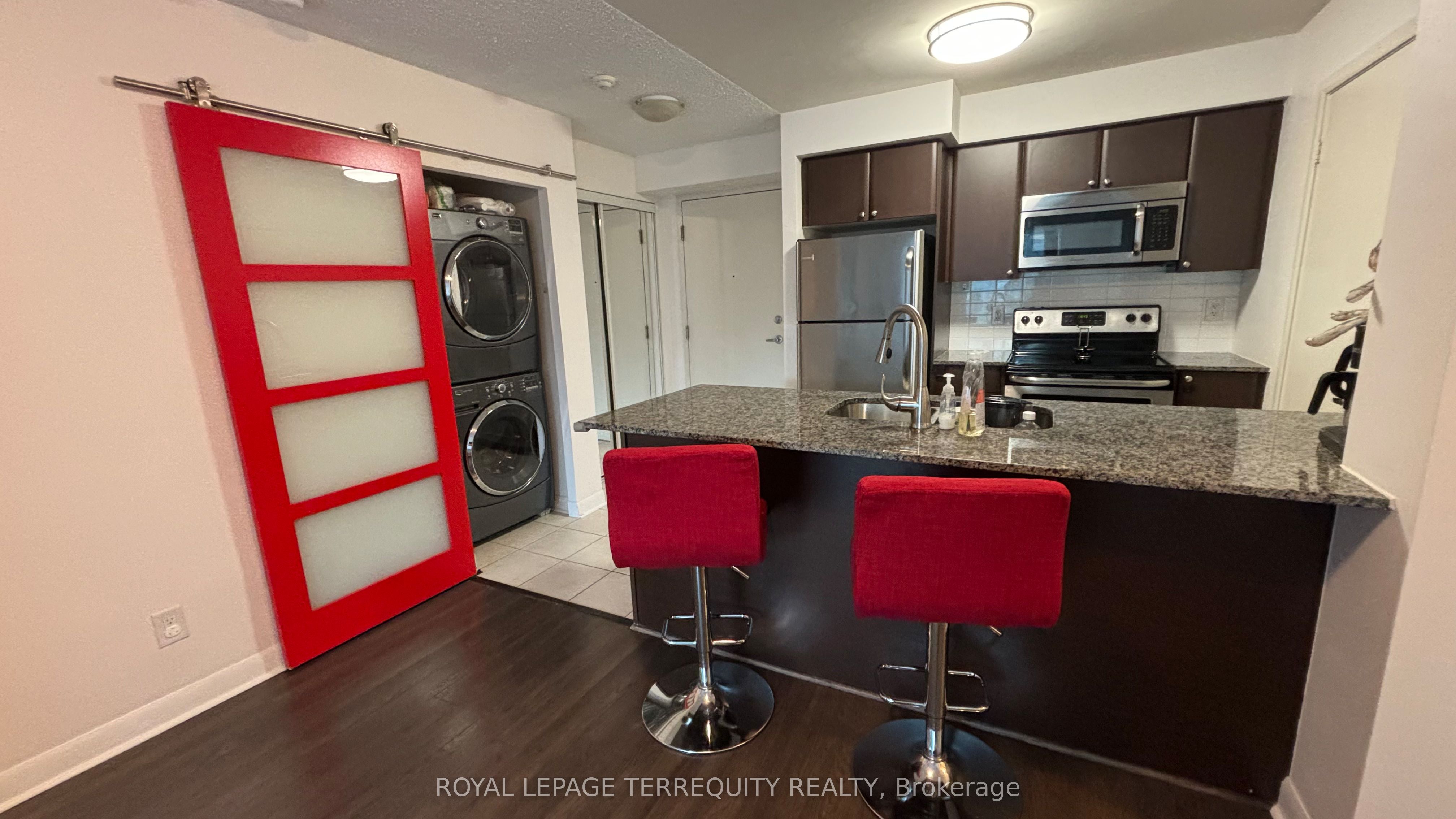 525 Wilson Avenue 835, Toronto, ON M3H 0A7 photo 5