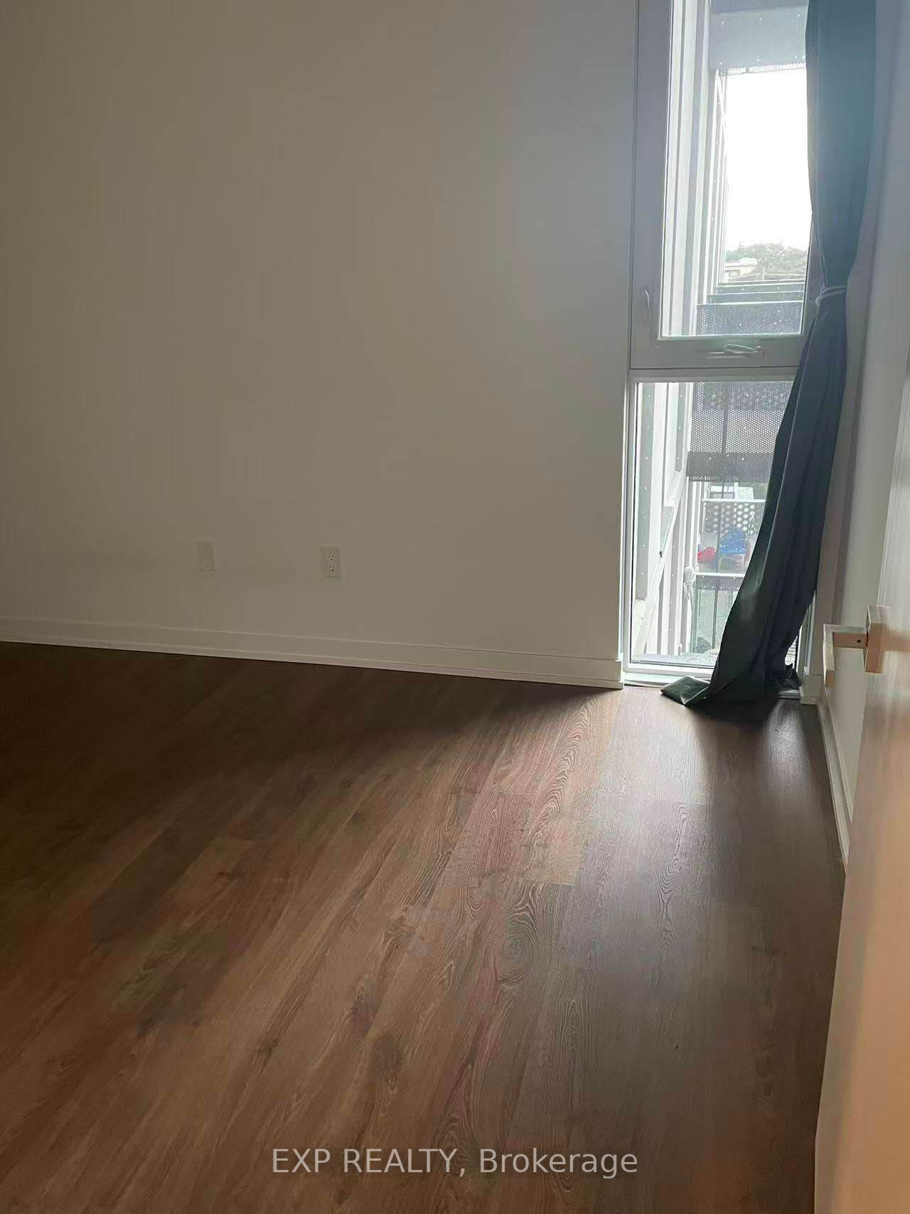 500 Wilson Avenue 511, Toronto, ON M3H 0E5 photo 3