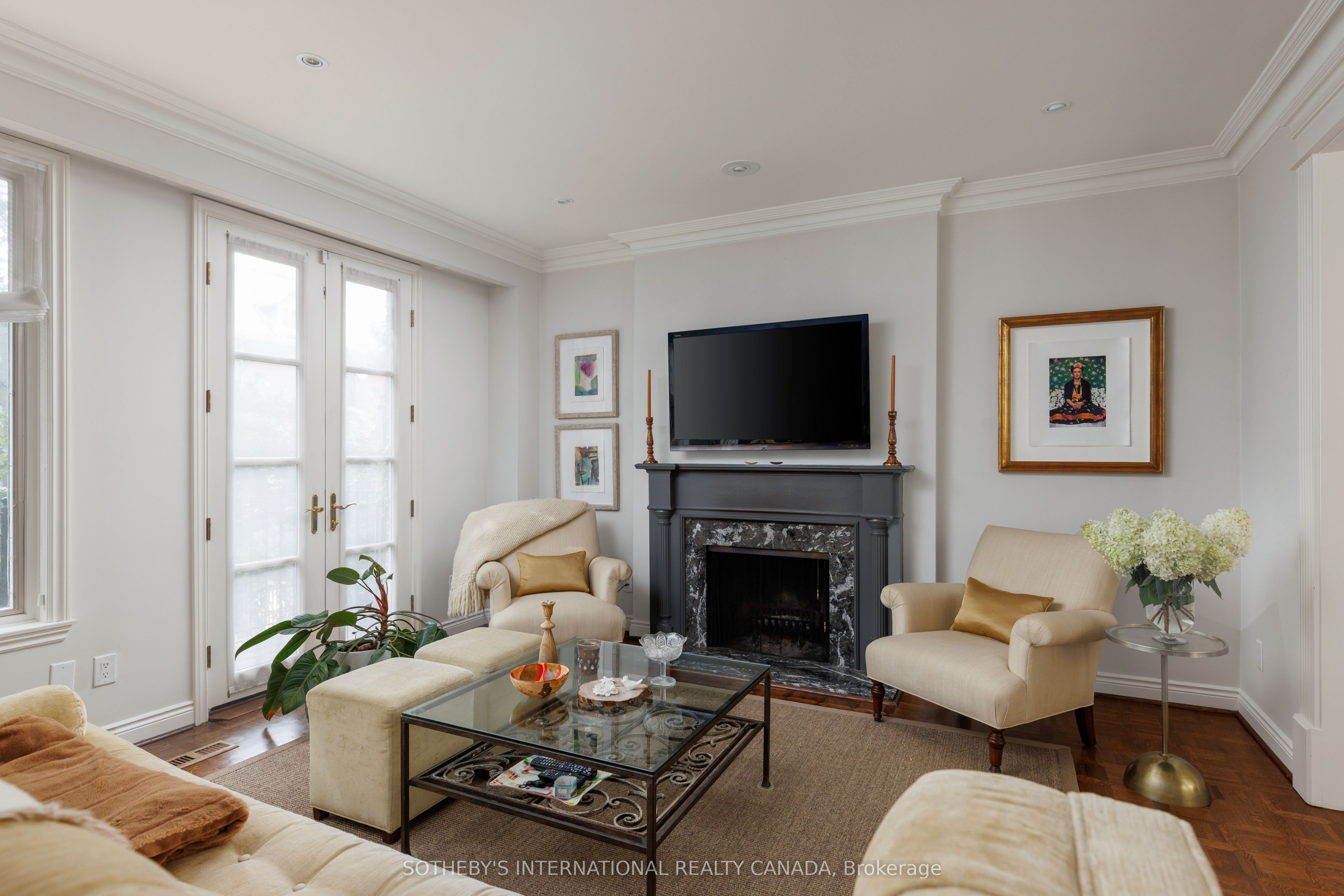 18A Deer Park Crescent, Toronto, ON M4V 2C2 photo 5