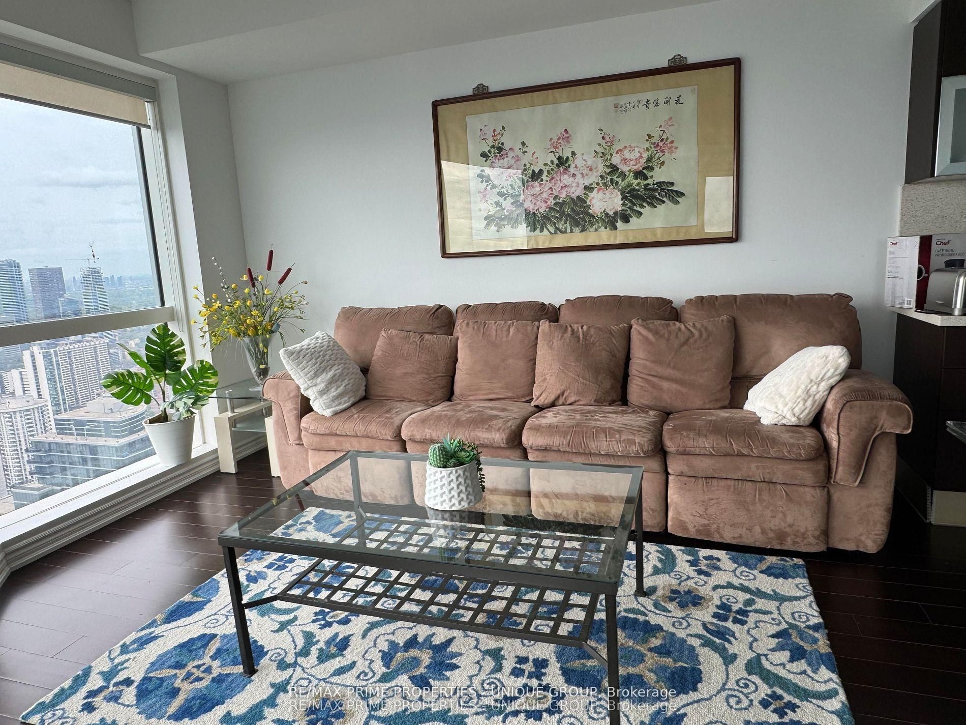 386 Yonge Street 5316 (Master Bedroom), Toronto, ON M5B 0A5 photo 3
