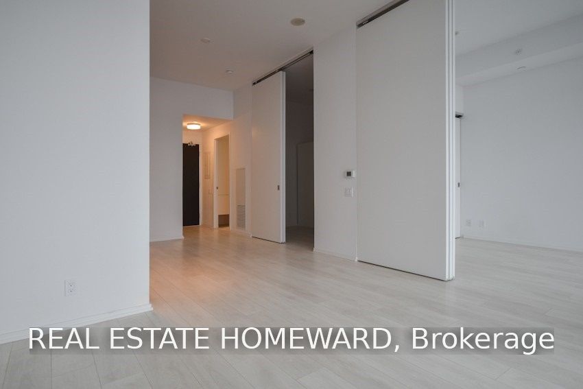 125 Peter Street 804, Toronto, ON M5V 0M2 photo 5