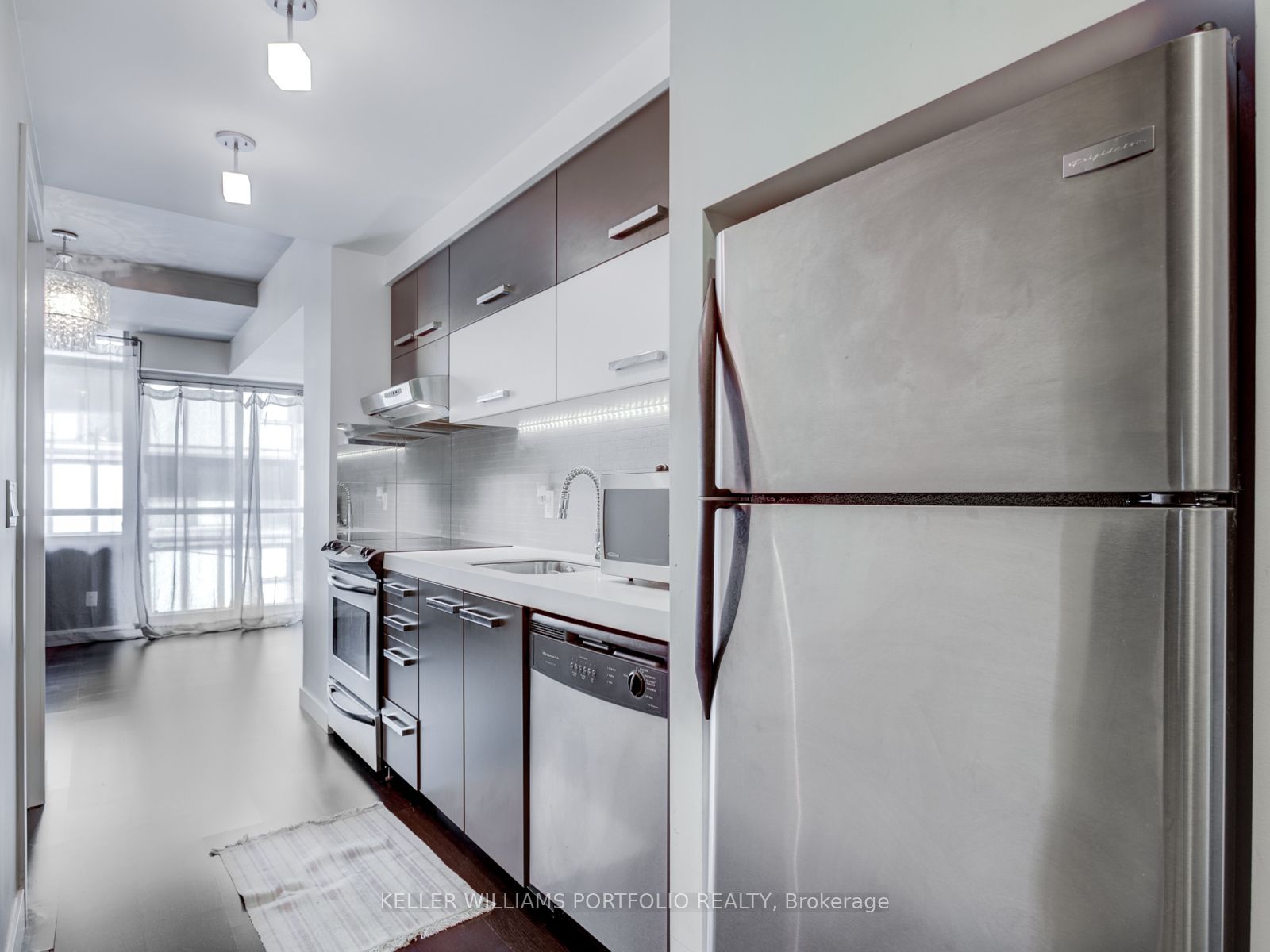 55 Stewart Street 418, Toronto, ON M5V 2V1 photo 4