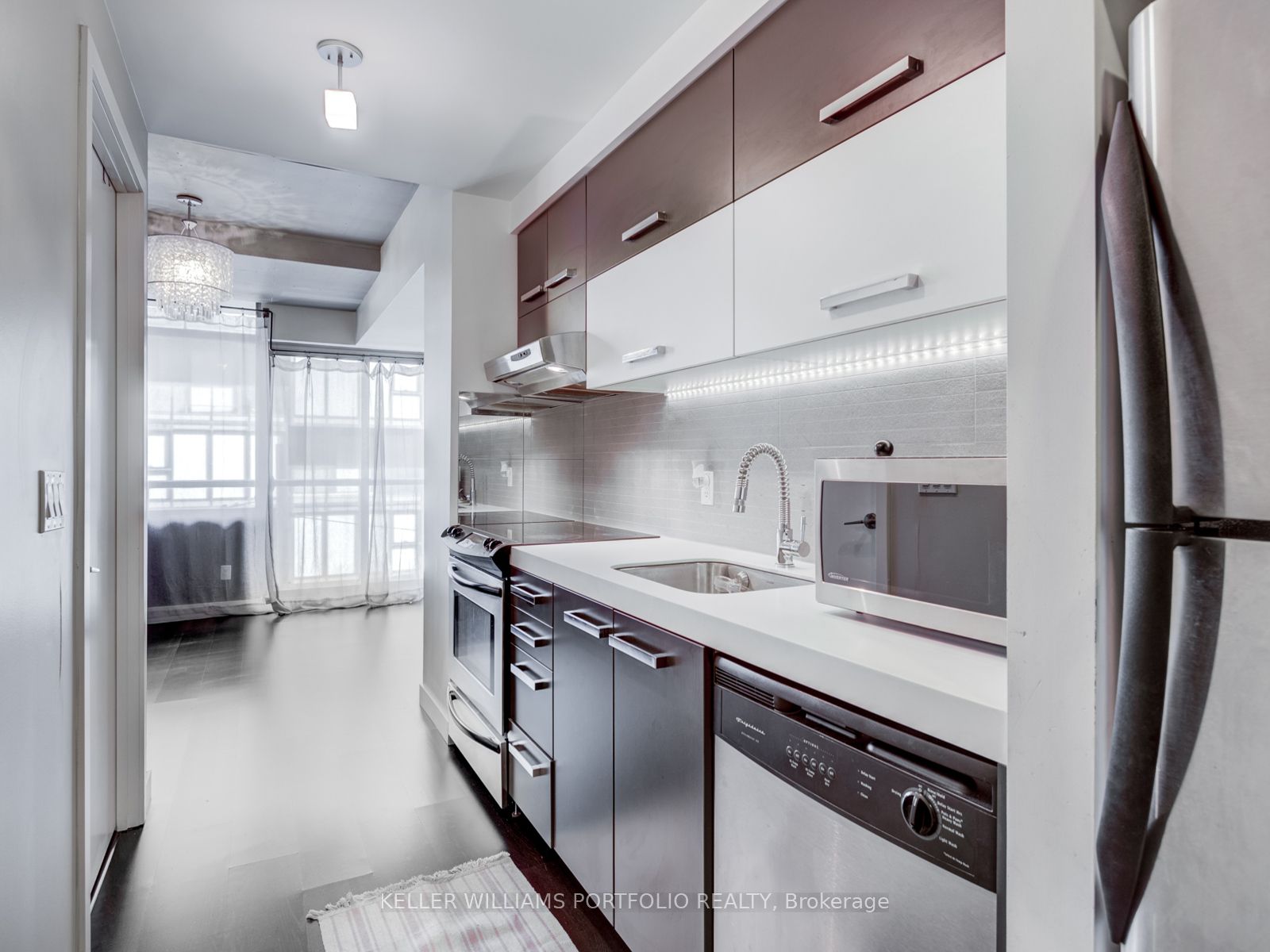 55 Stewart Street 418, Toronto, ON M5V 2V1 photo 5