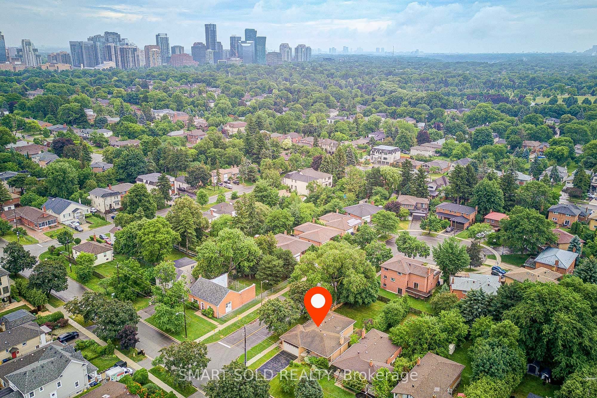 285 Churchill Avenue, Toronto, ON M2R 1E5 photo 3
