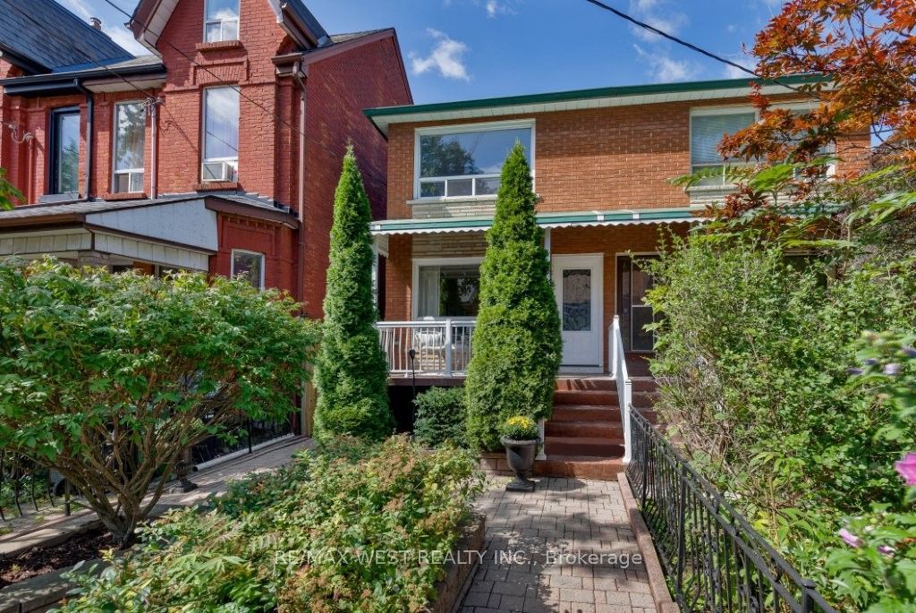 214 Markham Street, Toronto, ON M6J 2G6