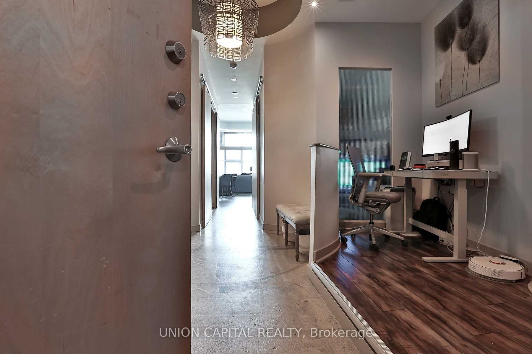 155 Dalhousie Street 708, Toronto, ON M5B 2P7 photo 3