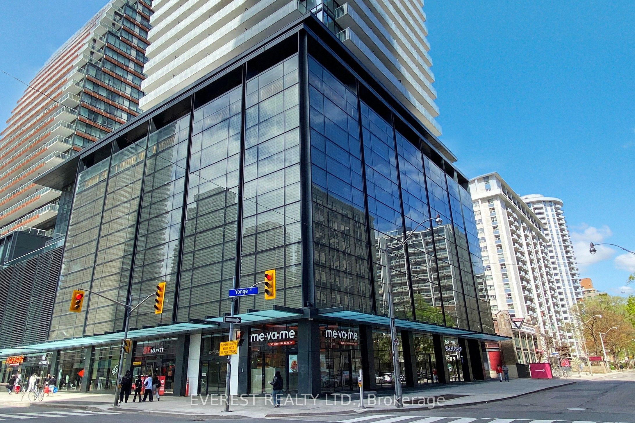 501 Yonge Street 2701, Toronto, ON M4Y 1Y4 photo 4
