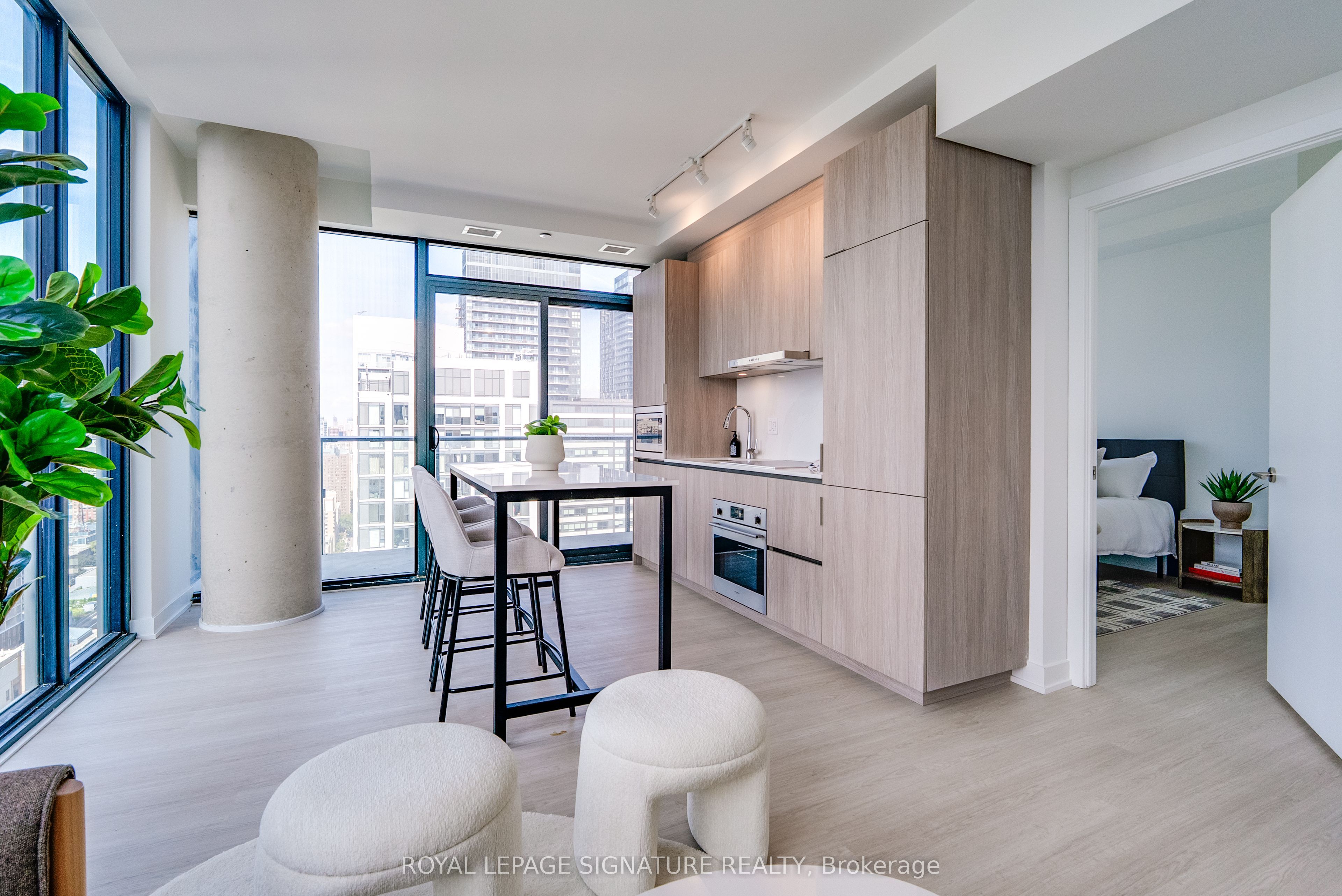 47 Mutual Street 3203, Toronto, ON M5B 0C6 photo 4