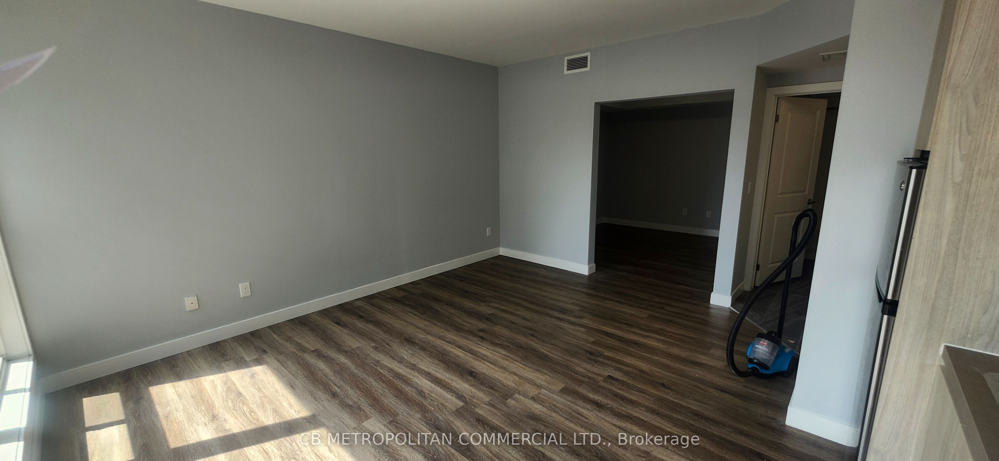 335 College Street 303, Toronto, ON M5T 1S2 photo 5
