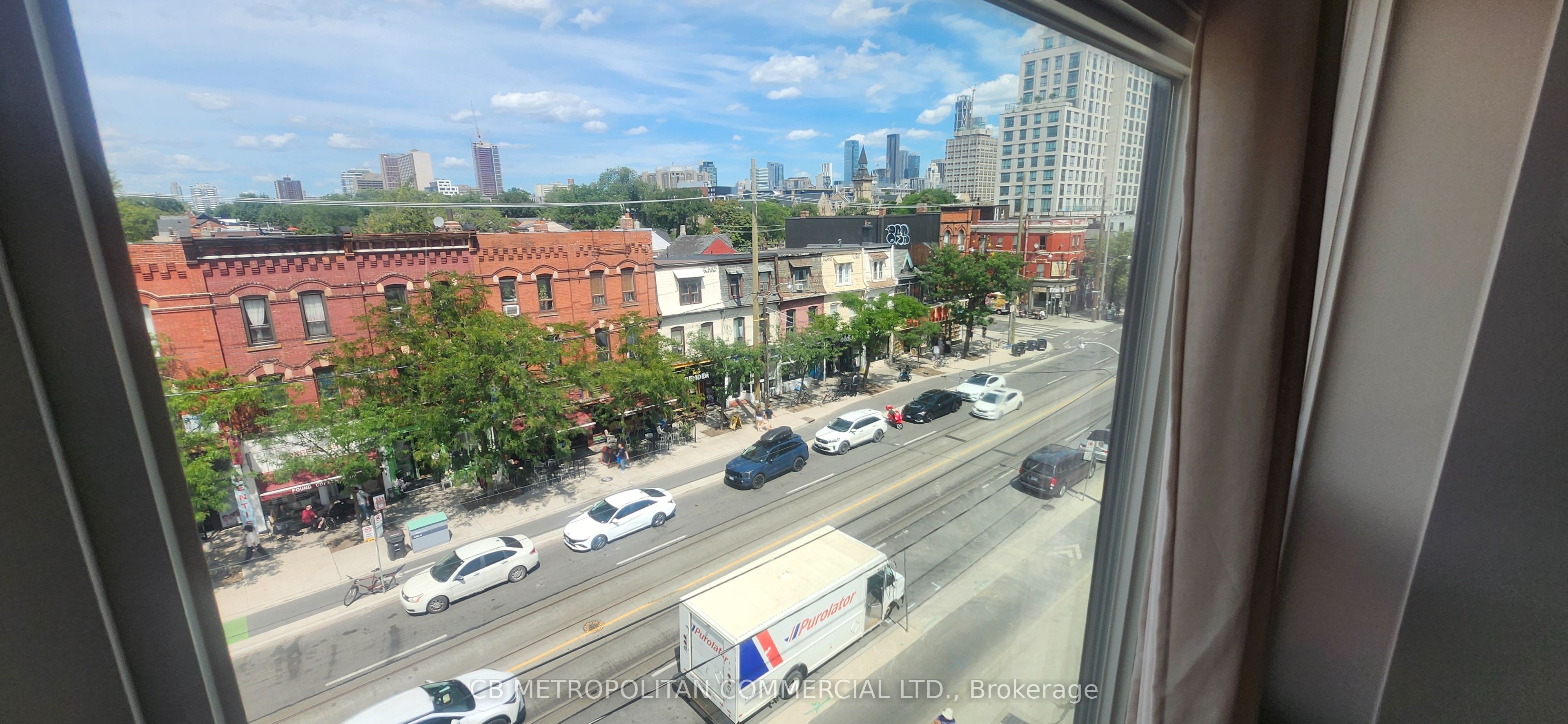 335 College Street 402, Toronto, ON M5T 1S2 photo 3
