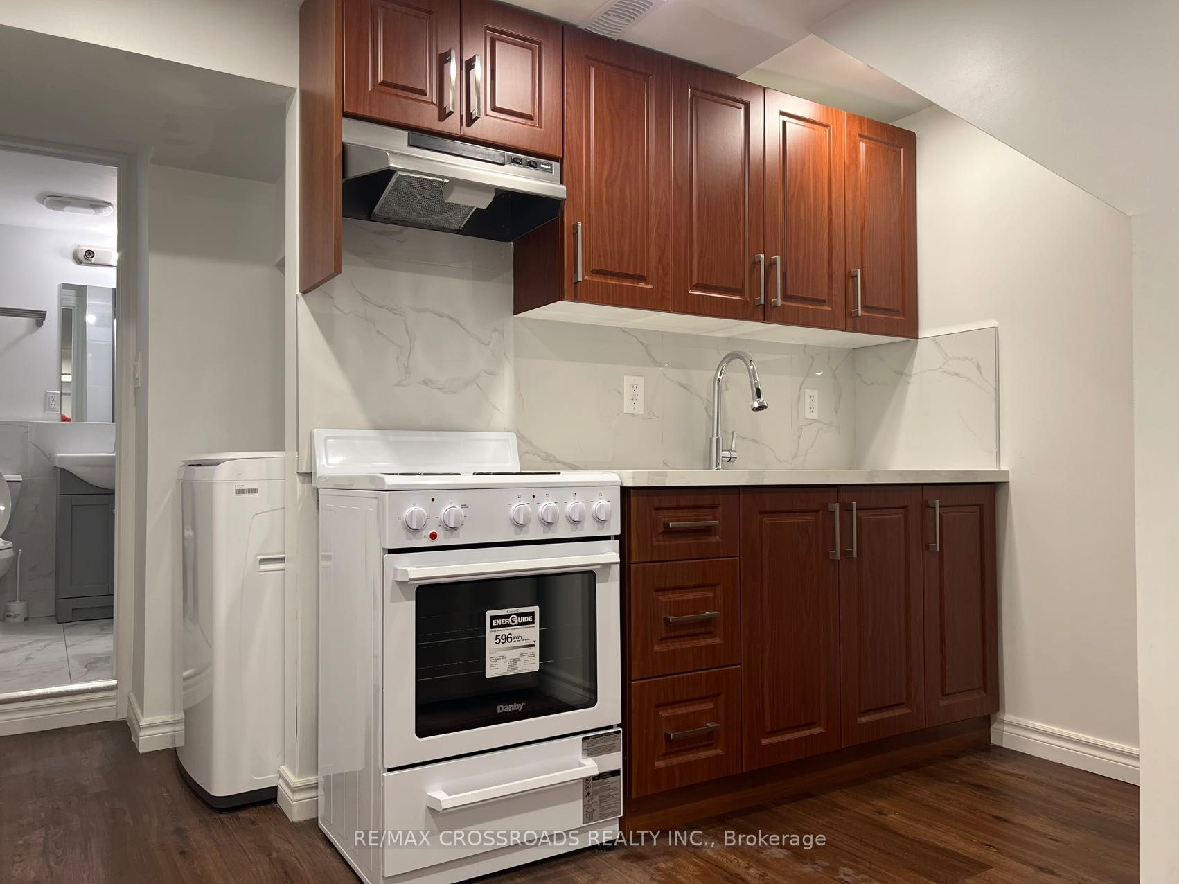 278 Shuter Street Bsmt, Toronto, ON M5A 1W3 photo 4