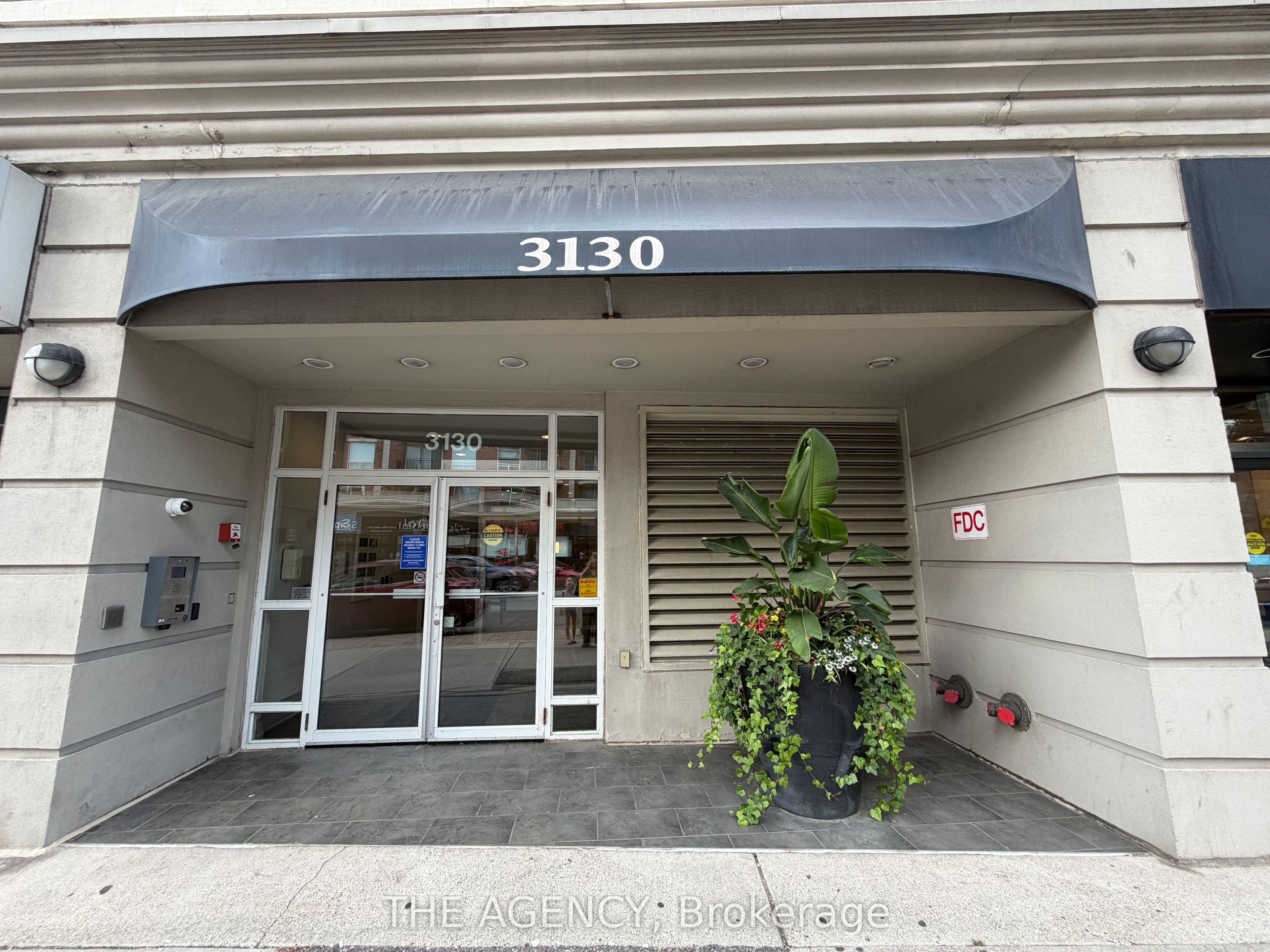 3130 Yonge Street 201, Toronto, ON M4N 2K6 photo 2