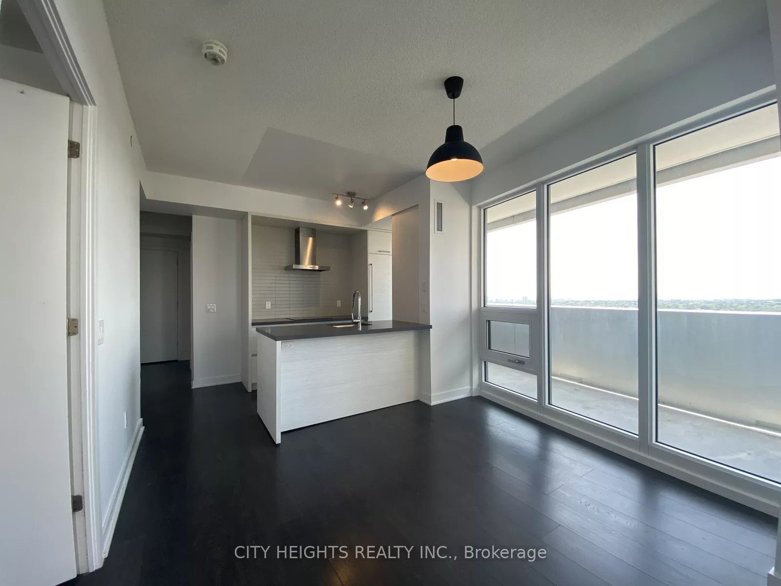2221 Yonge Street 2209, Toronto, ON M4S 2B5 photo 5