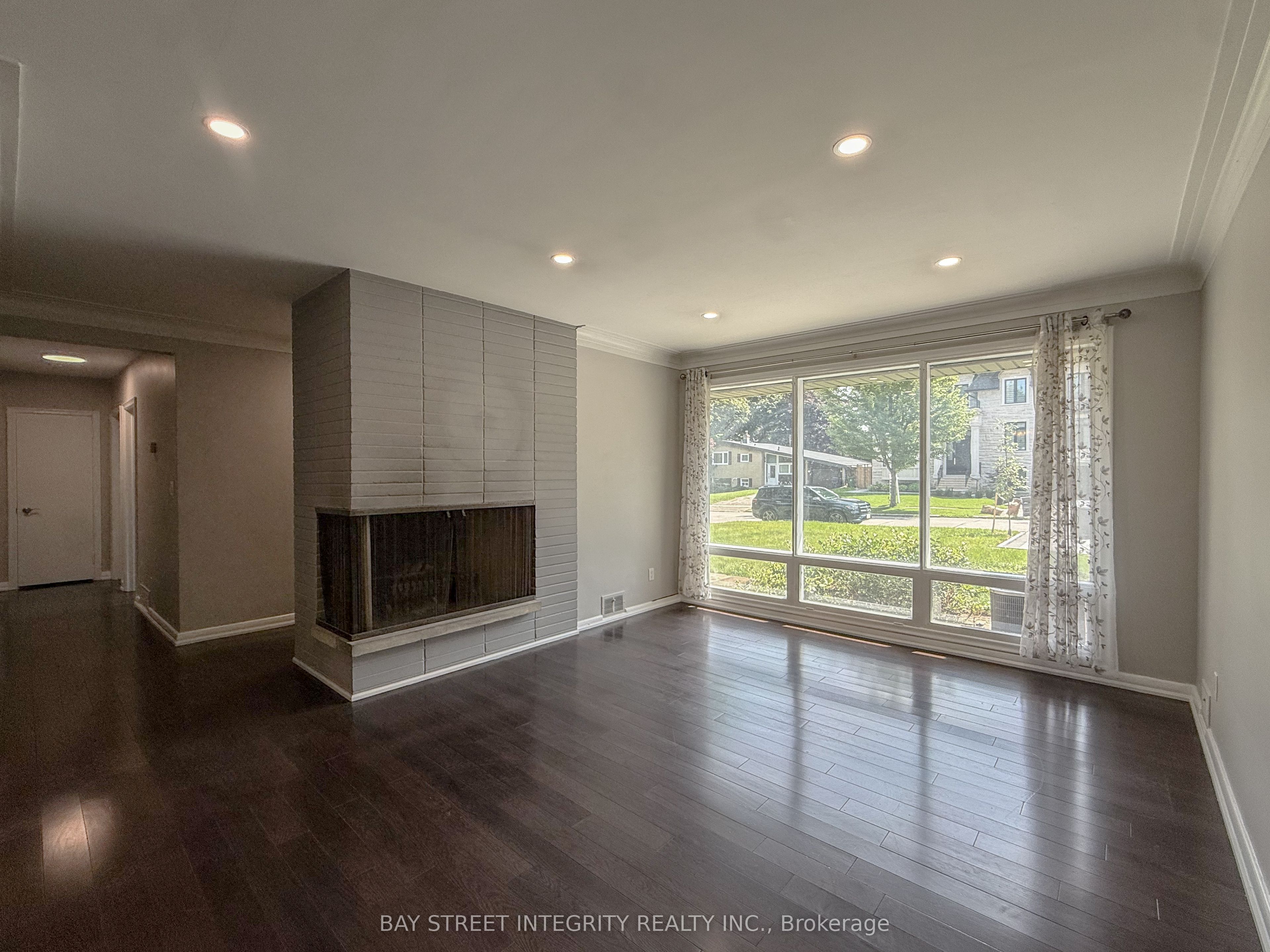 40 Rippleton Road Upper, Toronto, ON M3B 1H6 photo 4