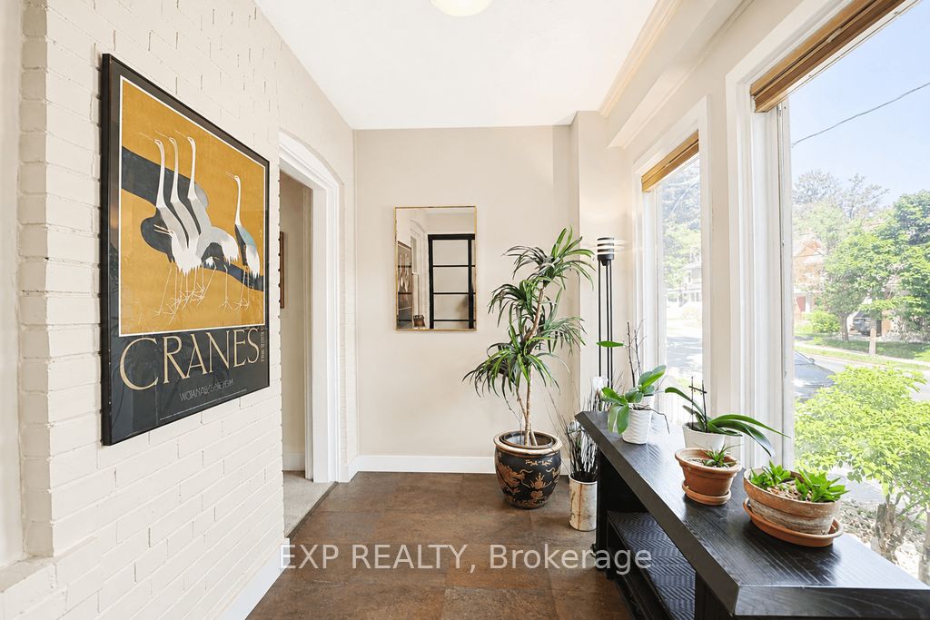 379 Davisville Avenue, Toronto, ON M4S 1H4 photo 3