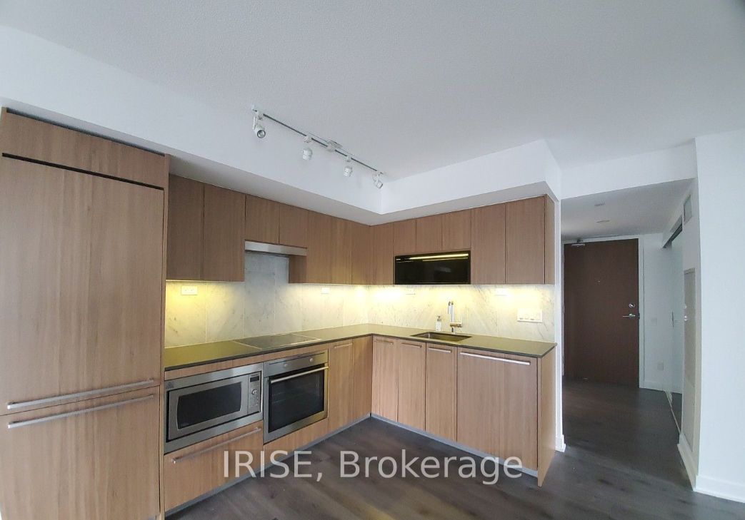 80 Queens Wharf Road 911, Toronto, ON M5V 0J3 photo 3