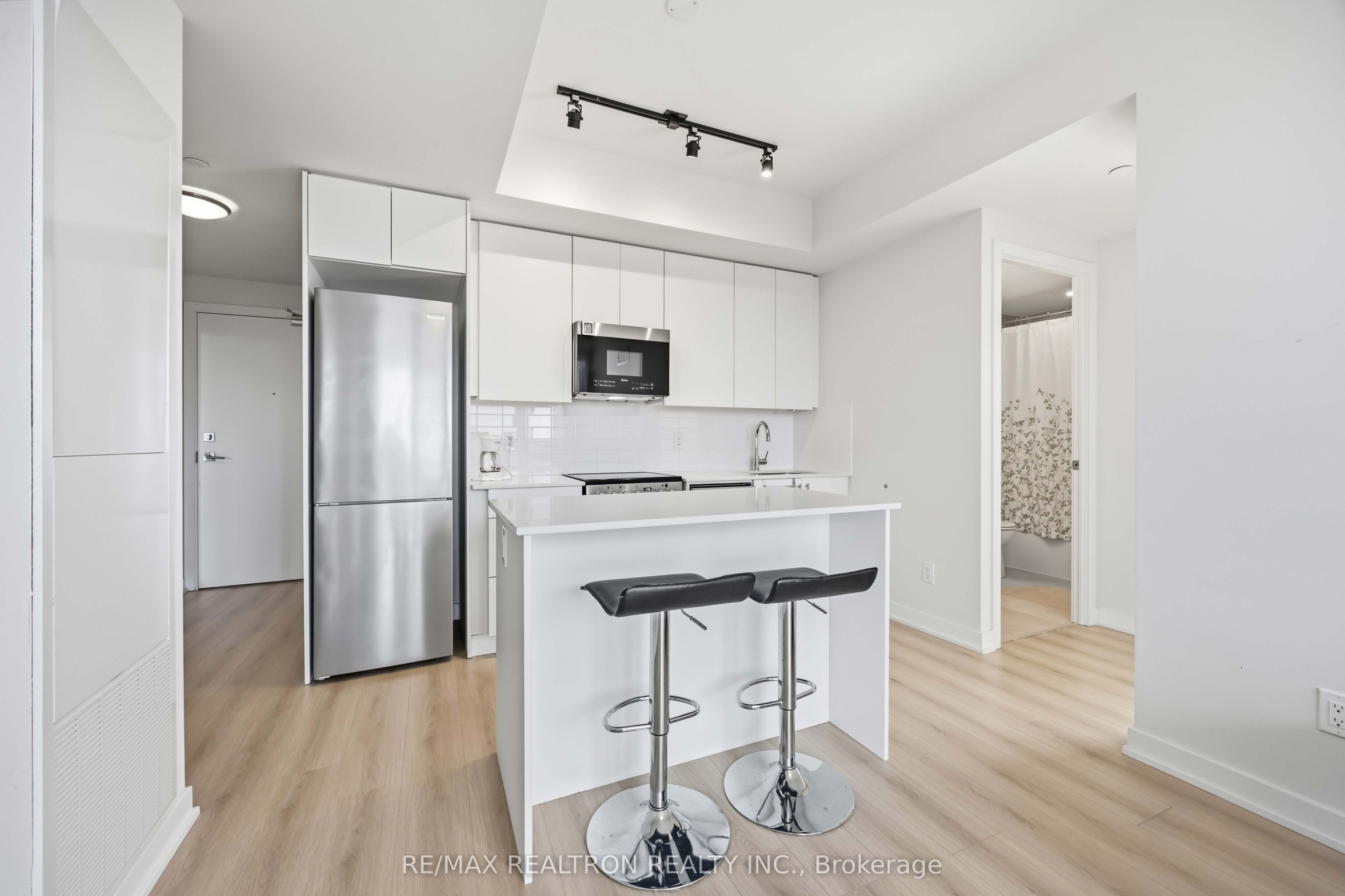 15 Ellerslie Avenue 1505, Toronto, ON M2N 0L7 photo 5