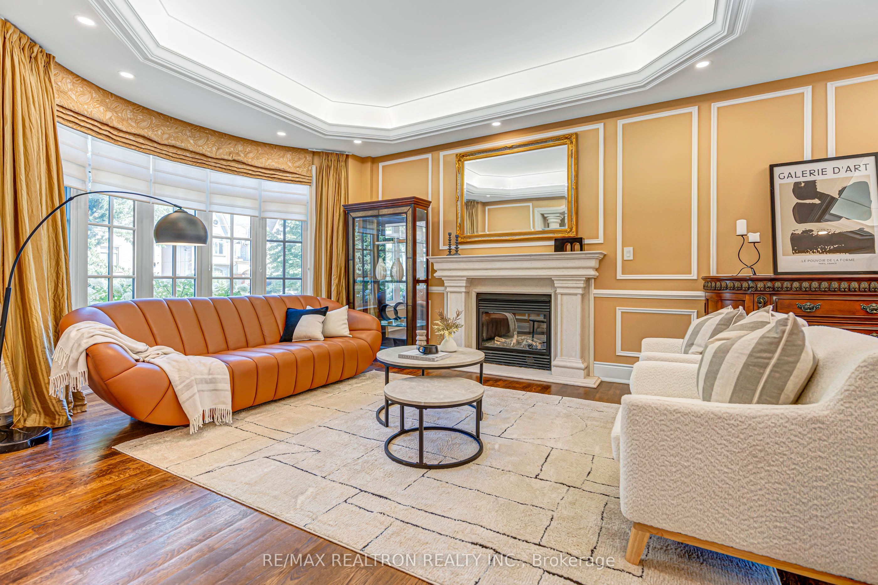 249 Holmes Avenue, Toronto, ON M2N 4M9 photo 3