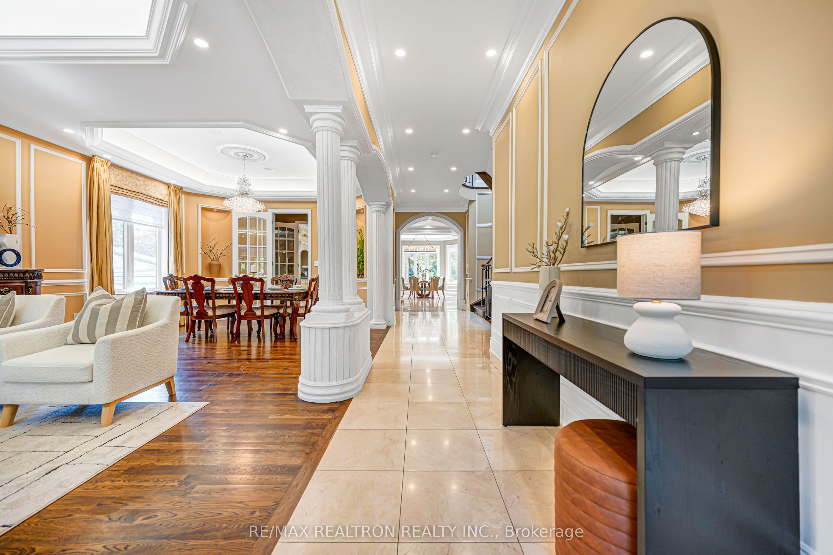 249 Holmes Avenue, Toronto, ON M2N 4M9 photo 5
