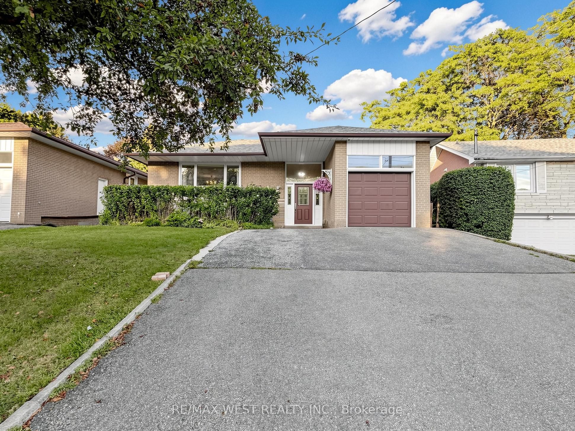 941 Willowdale Avenue, Toronto, ON M2M 3C3 photo 2