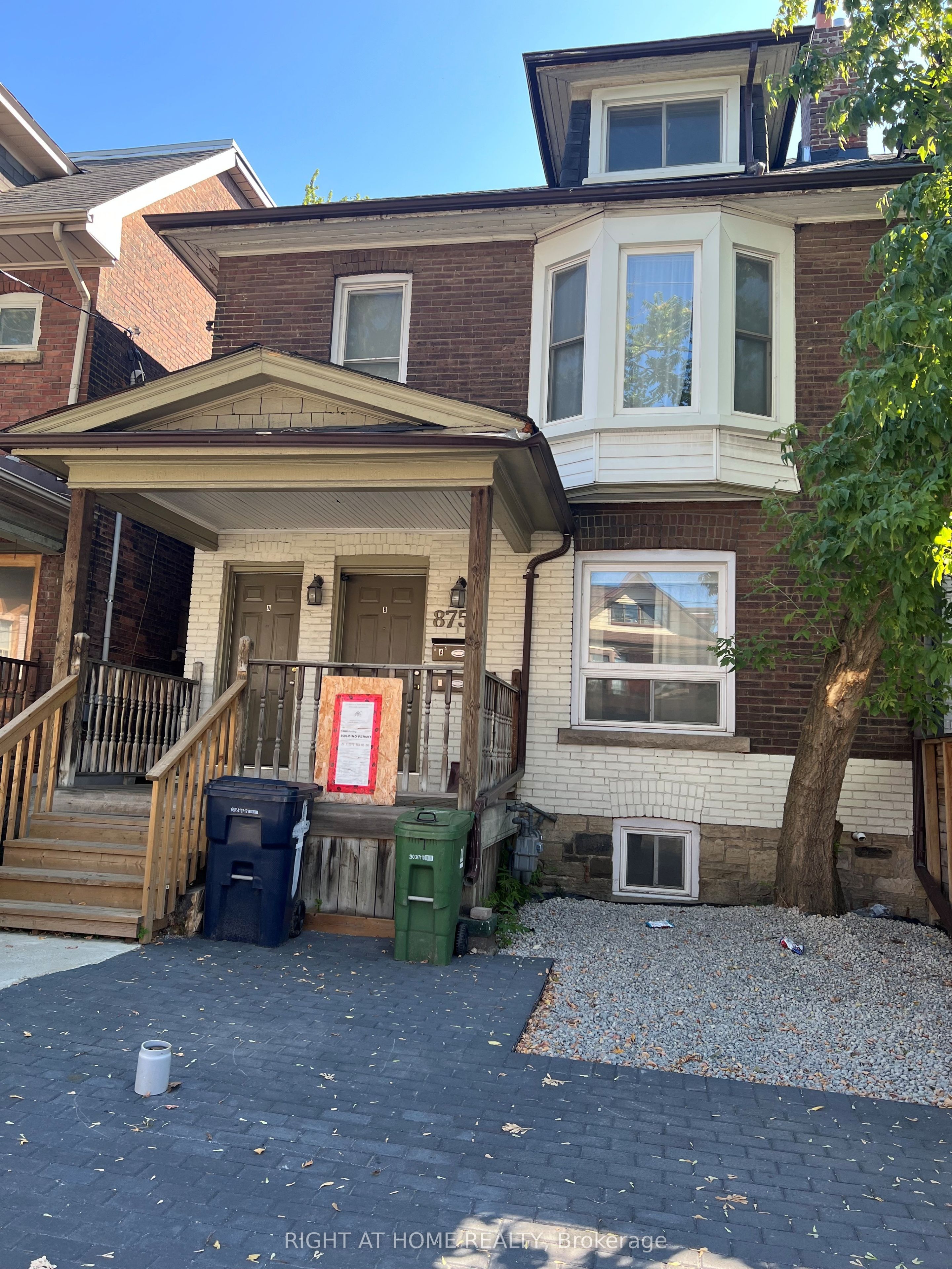 875 Bathurst Street Garden Suite, Toronto, ON M5R 3G2