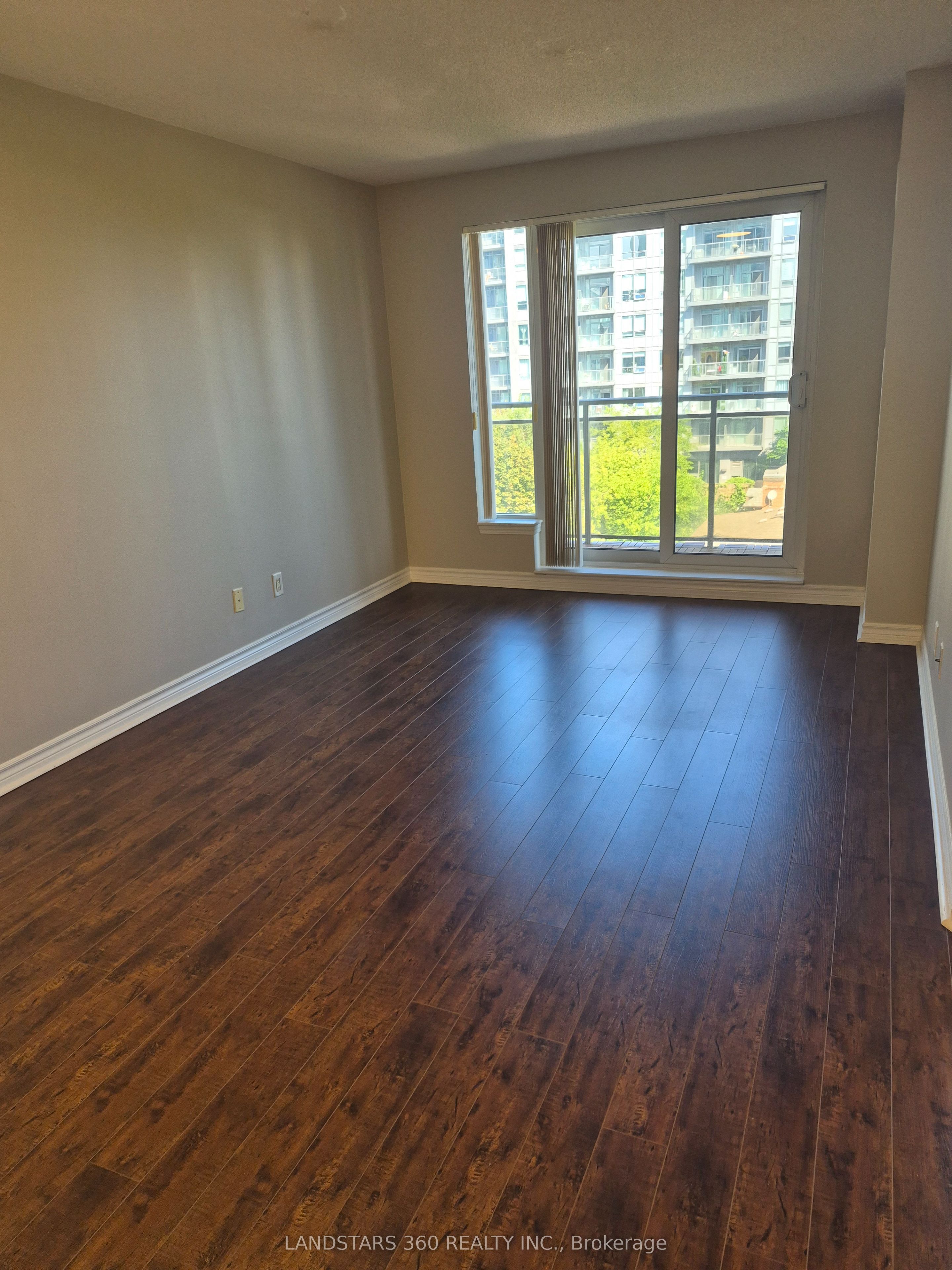 19 Barberry Place 607, Toronto, ON M2K 3E3 photo 3
