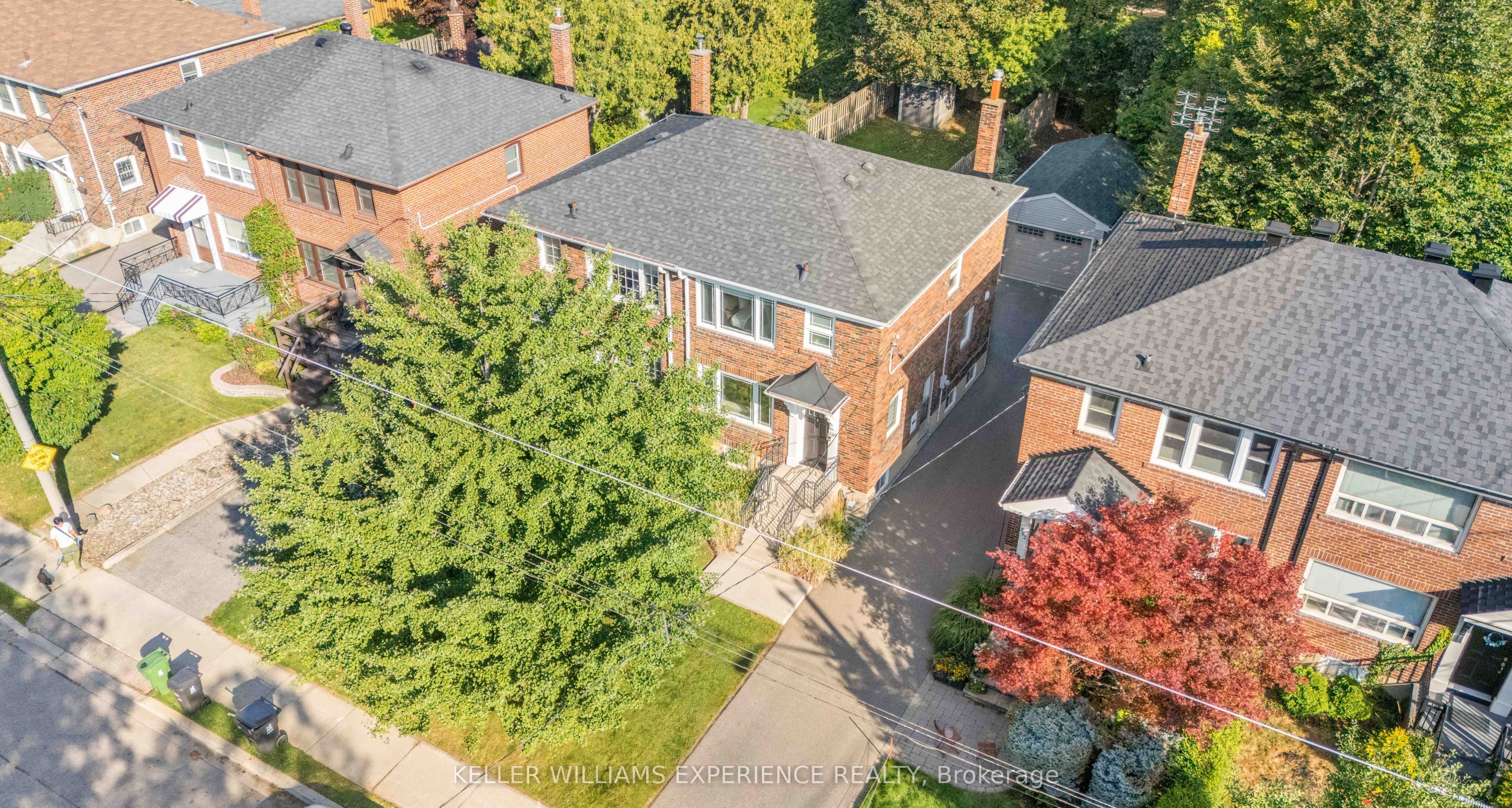 260 Donlea Drive, Toronto, ON M4G 2N2 photo 3