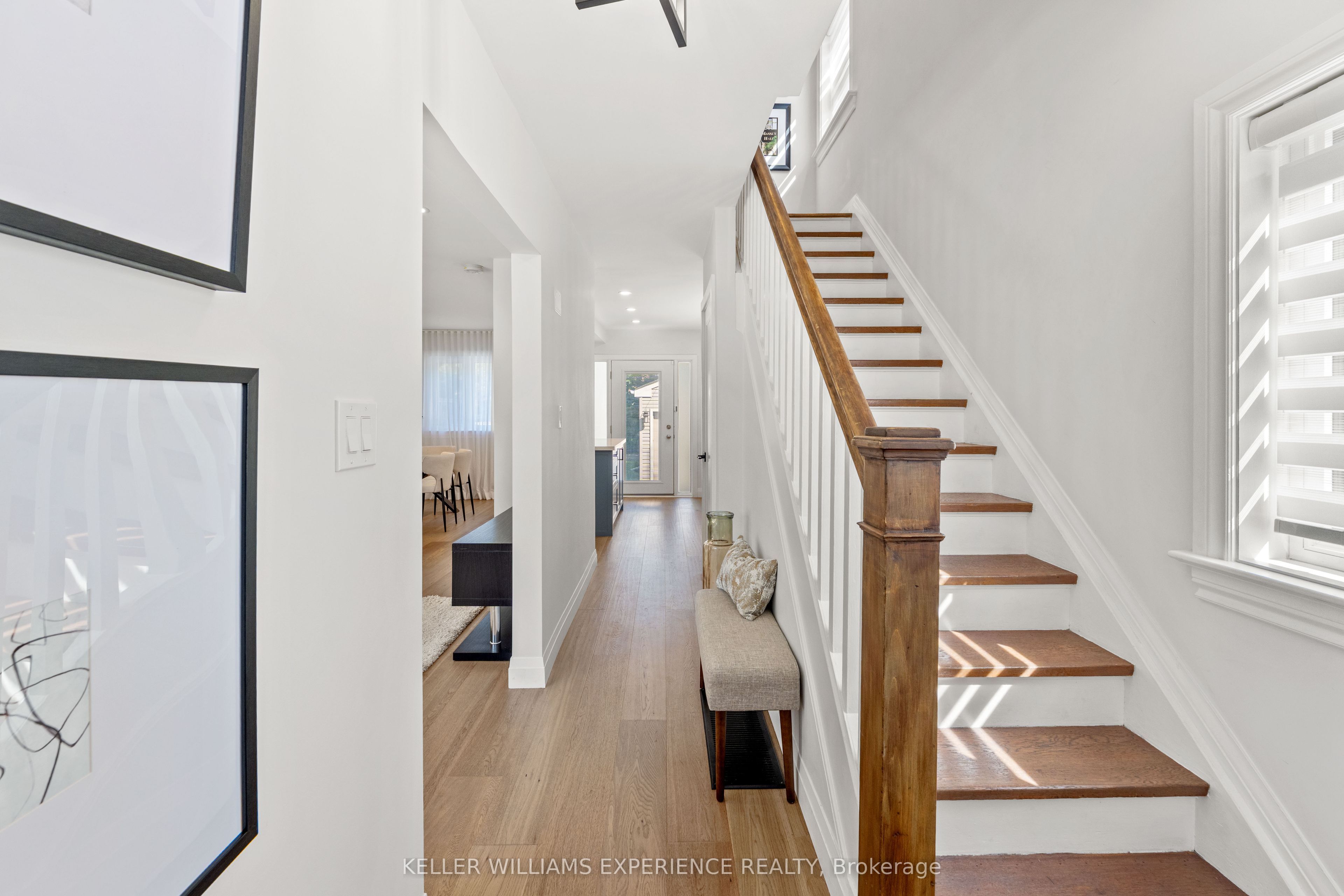 260 Donlea Drive, Toronto, ON M4G 2N2 photo 4