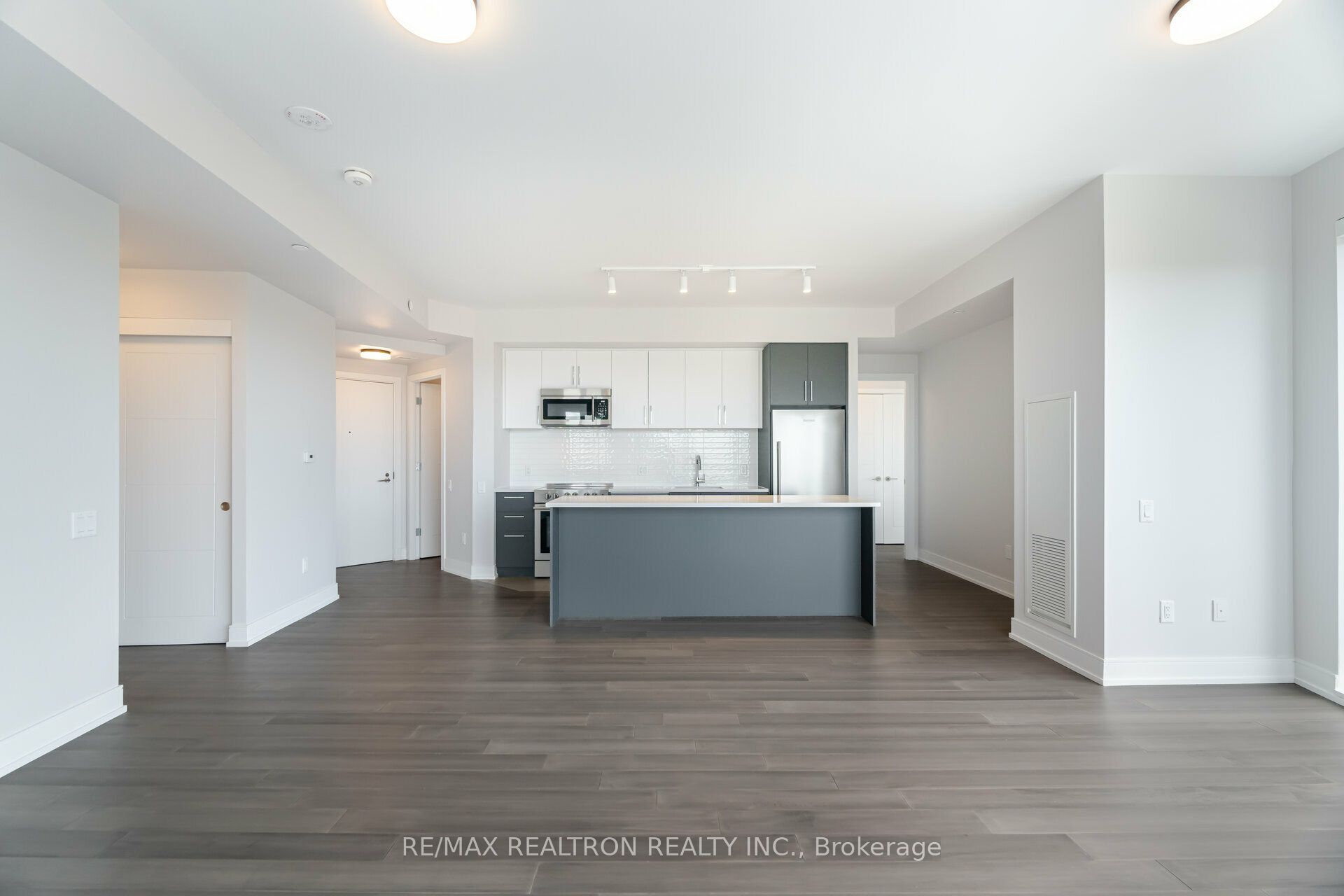 2525 Bathurst Street 507, Toronto, ON M6B 2Y9 photo 5
