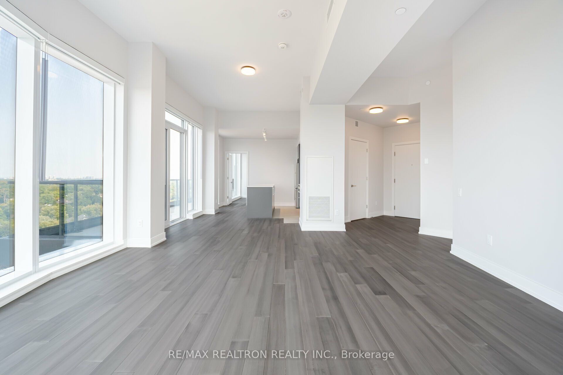 2525 Bathurst Street 1305, Toronto, ON M6B 2Y9 photo 4