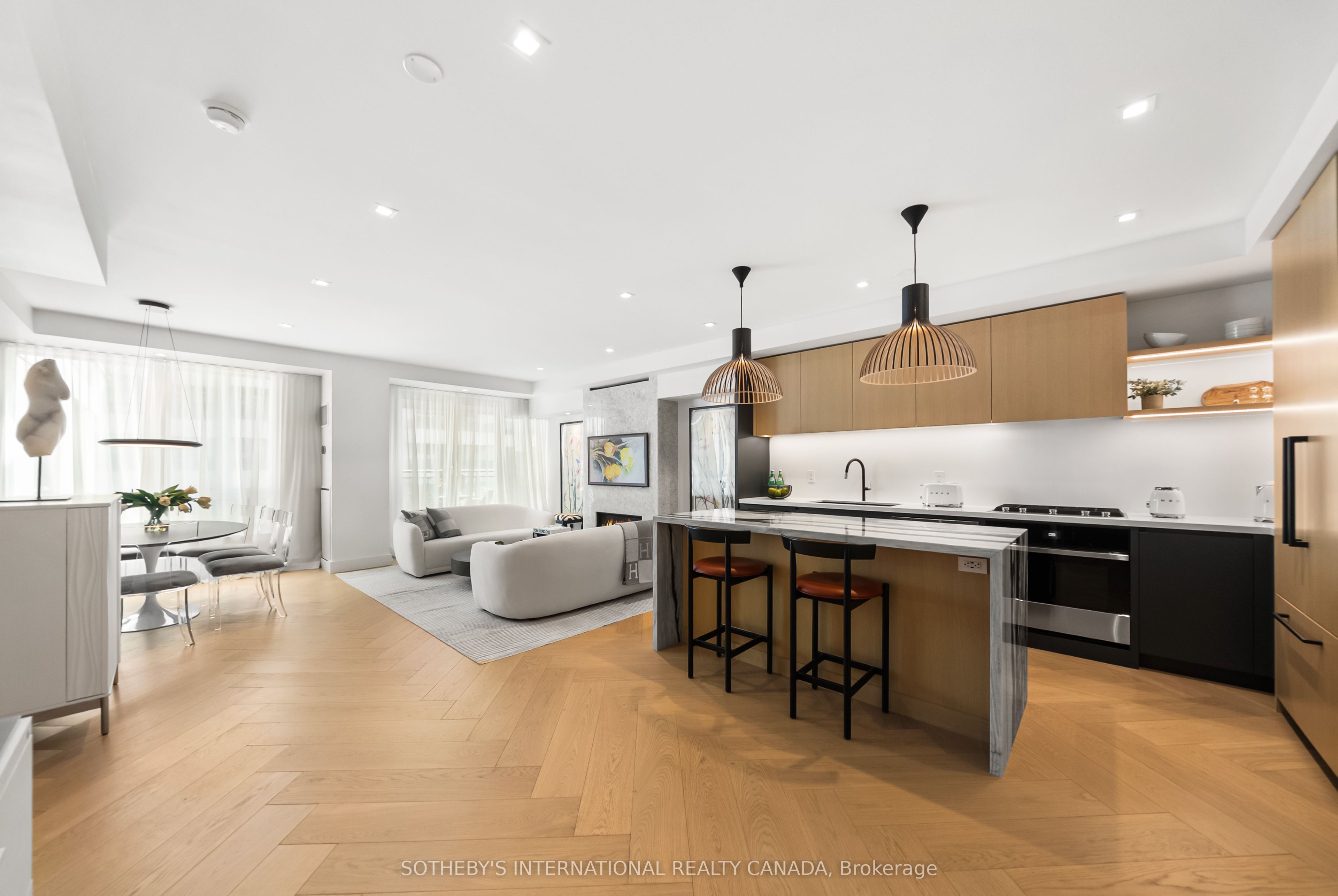 20 Scrivener Square 716, Toronto, ON M4W 3X9 photo 2