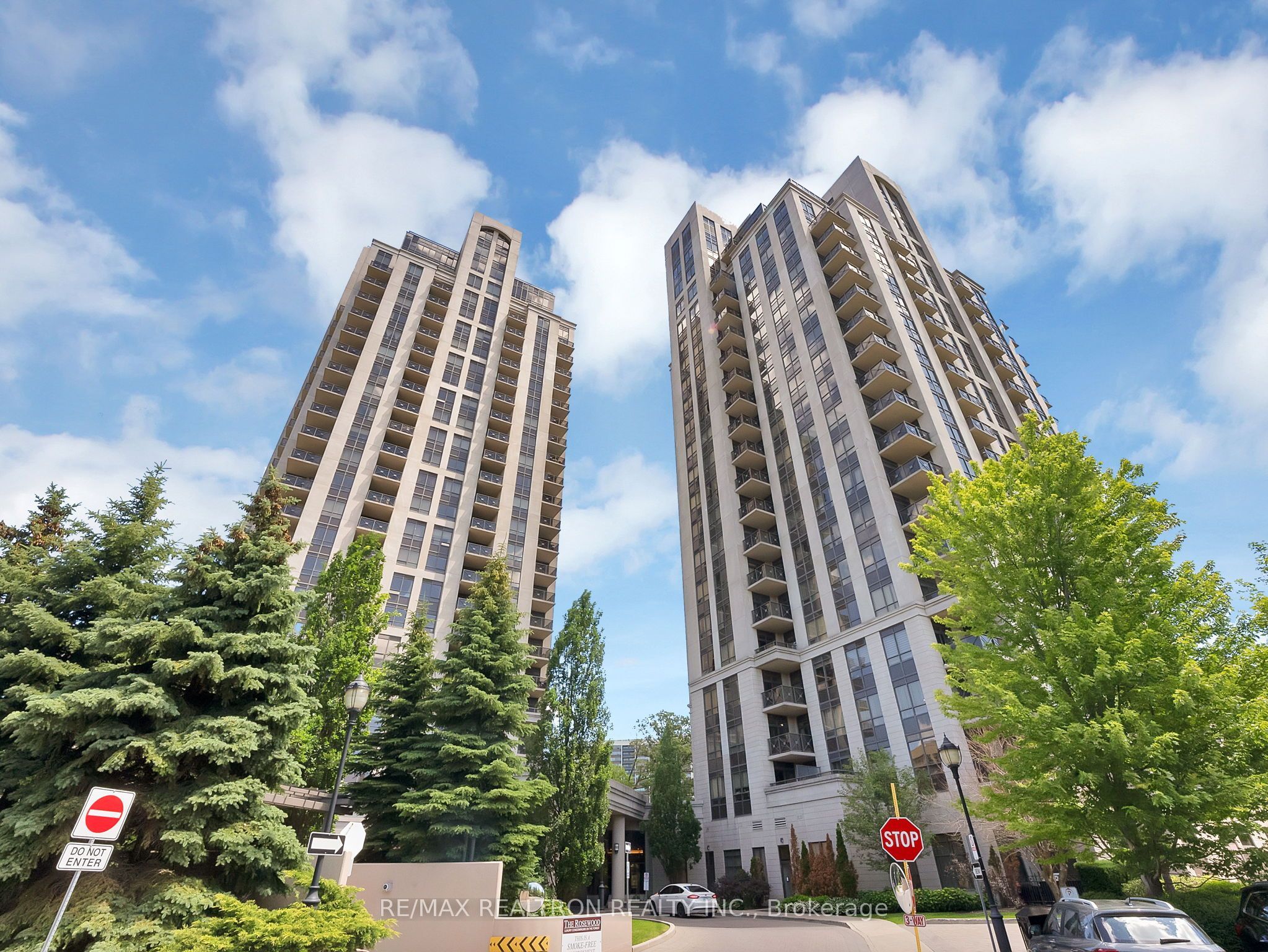 133 Wynford Drive 707, Toronto, ON M3C 0J5