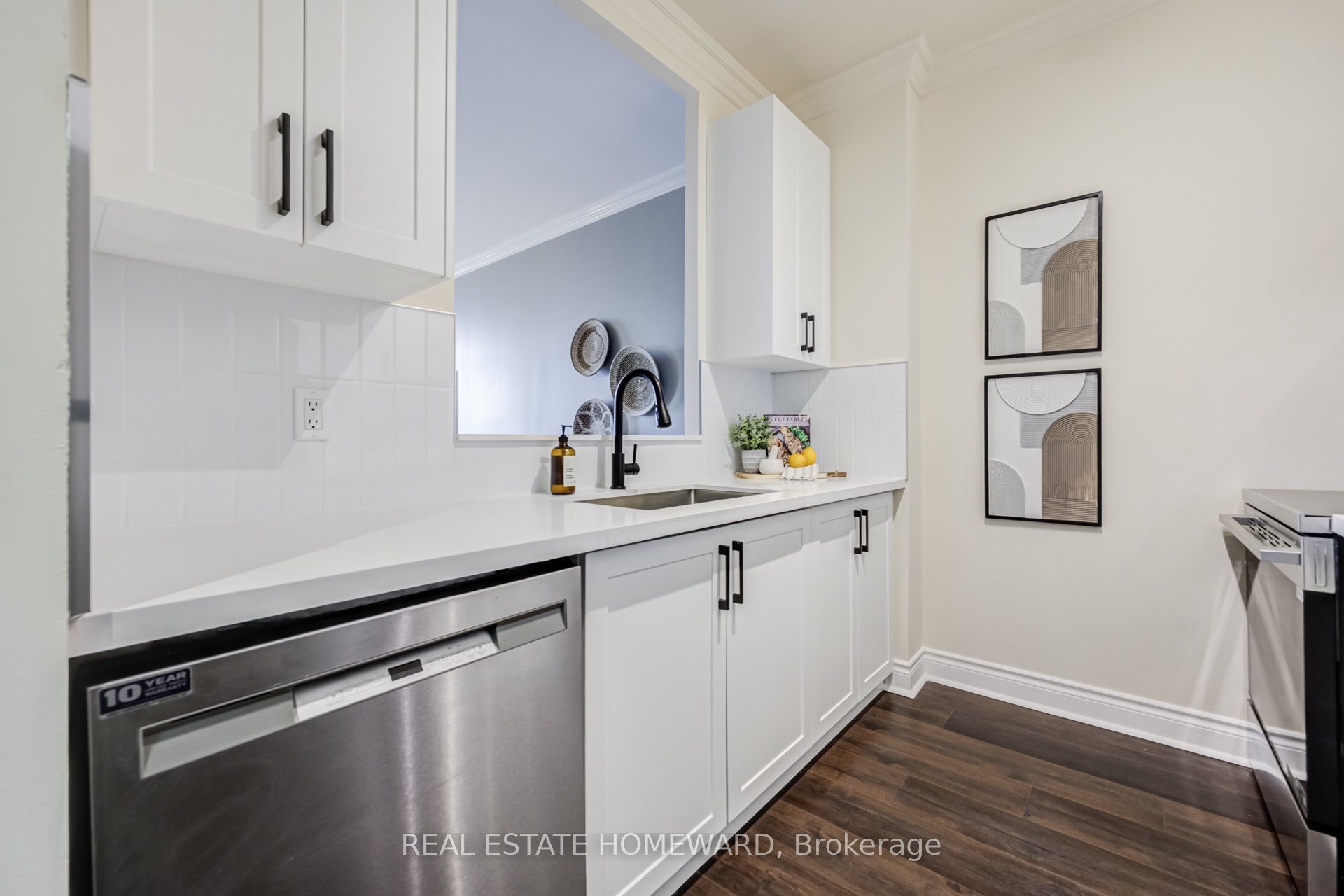 438 Richmond Street W 1003, Toronto, ON M5V 3S6 photo 4