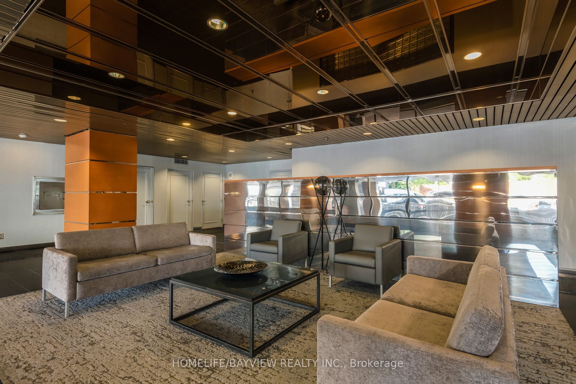 15 Mcmurrich Street 108, Toronto, ON M5R 3M6 photo 3