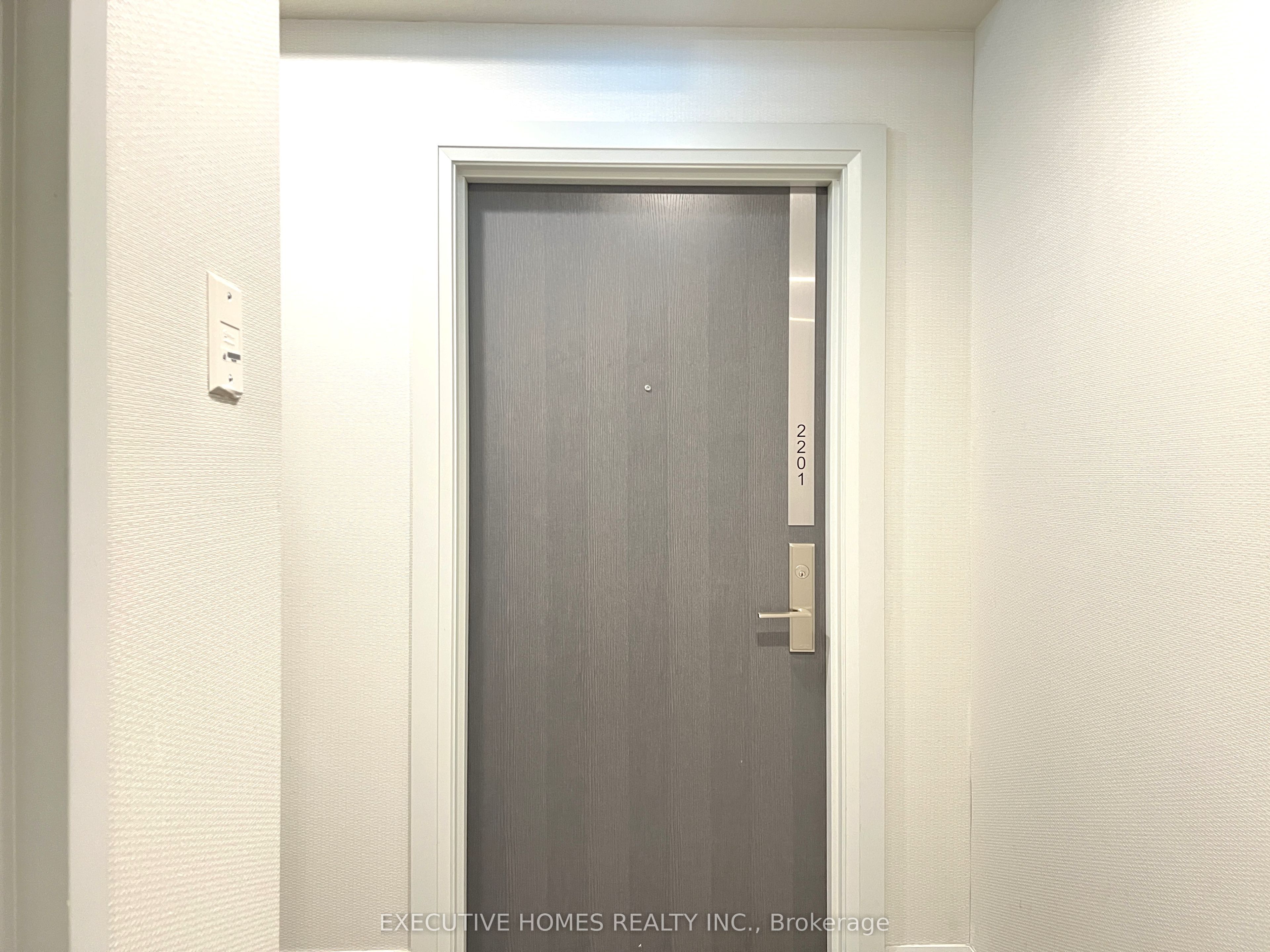 188 Cumberland Street 2201, Toronto, ON M5R 0B6 photo 2