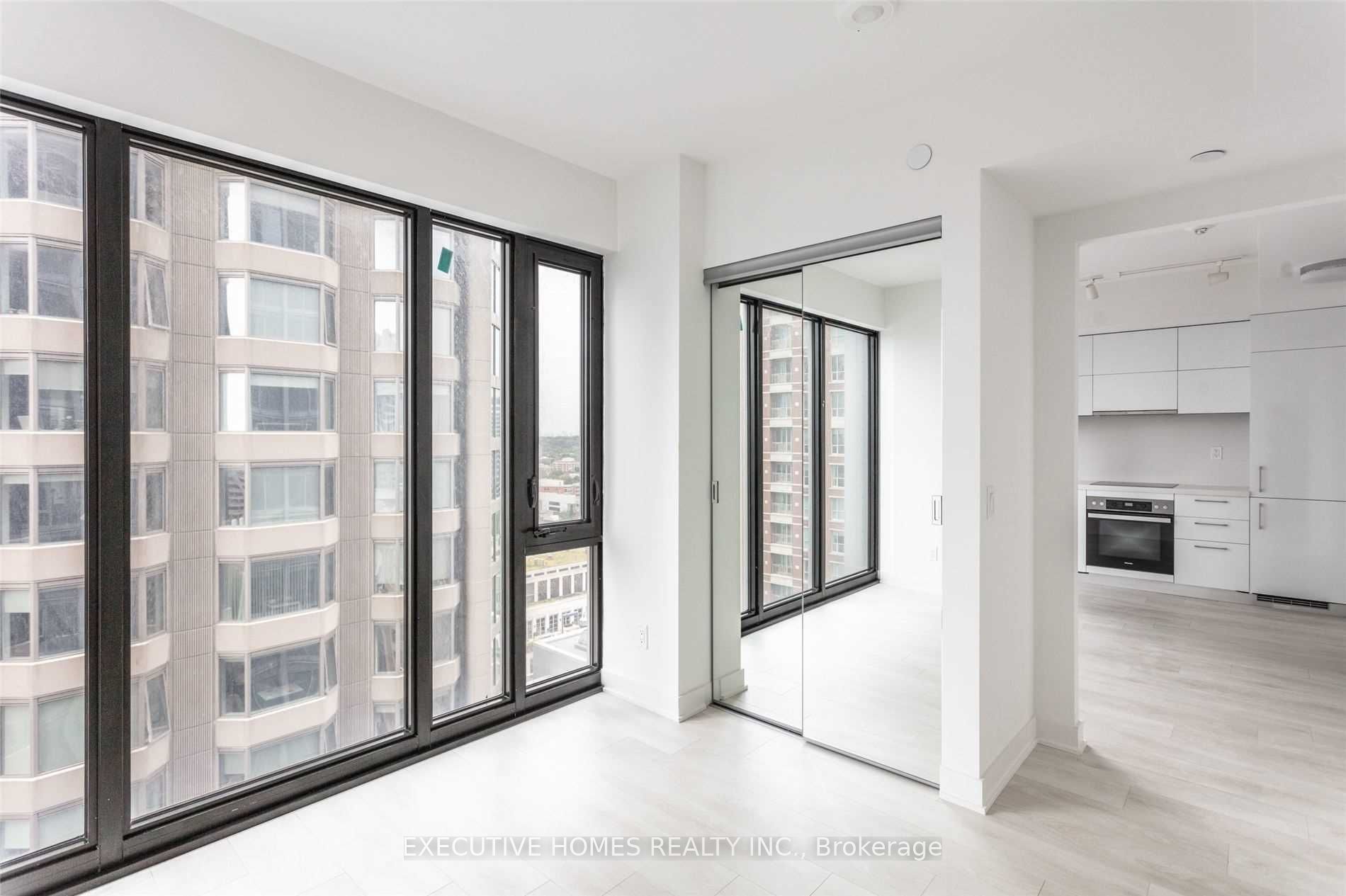 188 Cumberland Street 2201, Toronto, ON M5R 0B6 photo 5