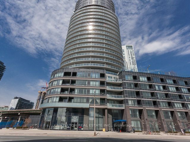 38 Dan Leckie Way 3007, Toronto, ON M5V 2V6
