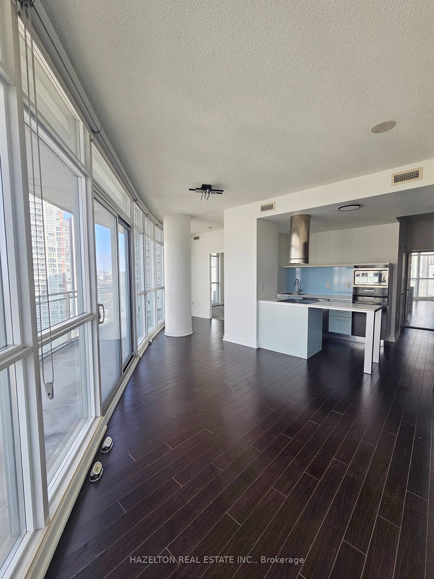 38 Dan Leckie Way 3007, Toronto, ON M5V 2V6 photo 5