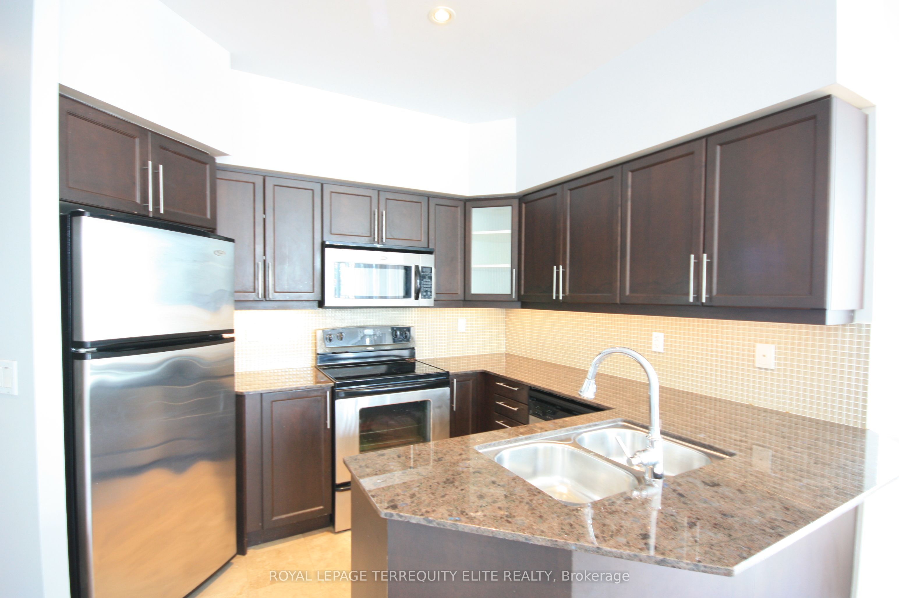 509 Beecroft Road 105, Toronto, ON M2N 0A3 photo 5