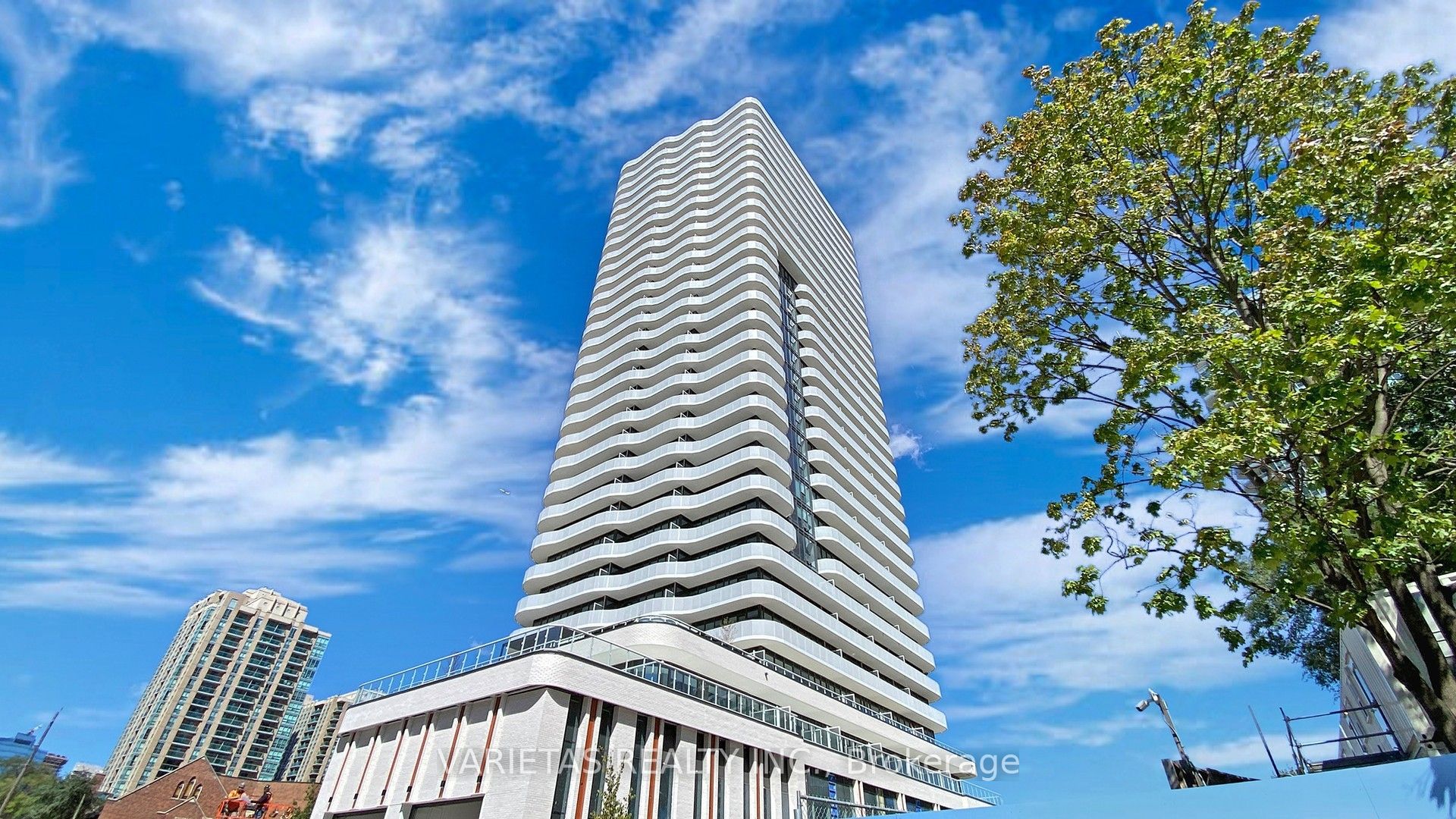 15 Holmes Avenue 1906, Toronto, ON M2N 0L4 photo 2