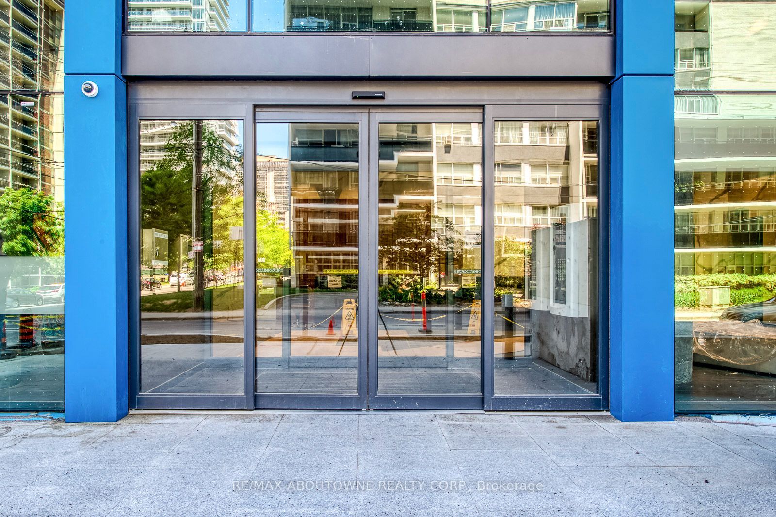 161 Roehampton Avenue 2010, Toronto, ON M4P 0C8 photo 3