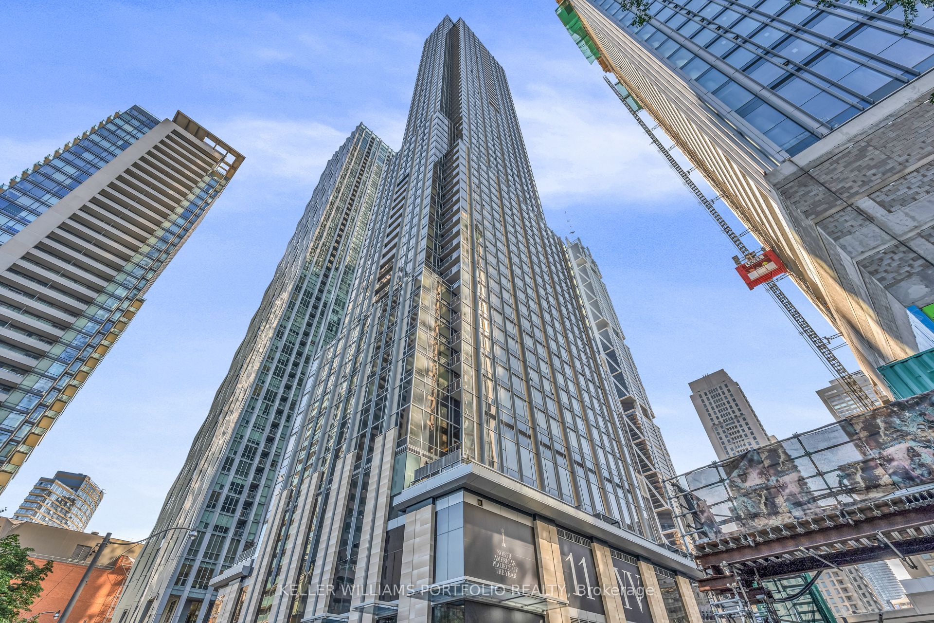 11 Yorkville Avenue 2709, Toronto, ON M4W 1L2 photo 2