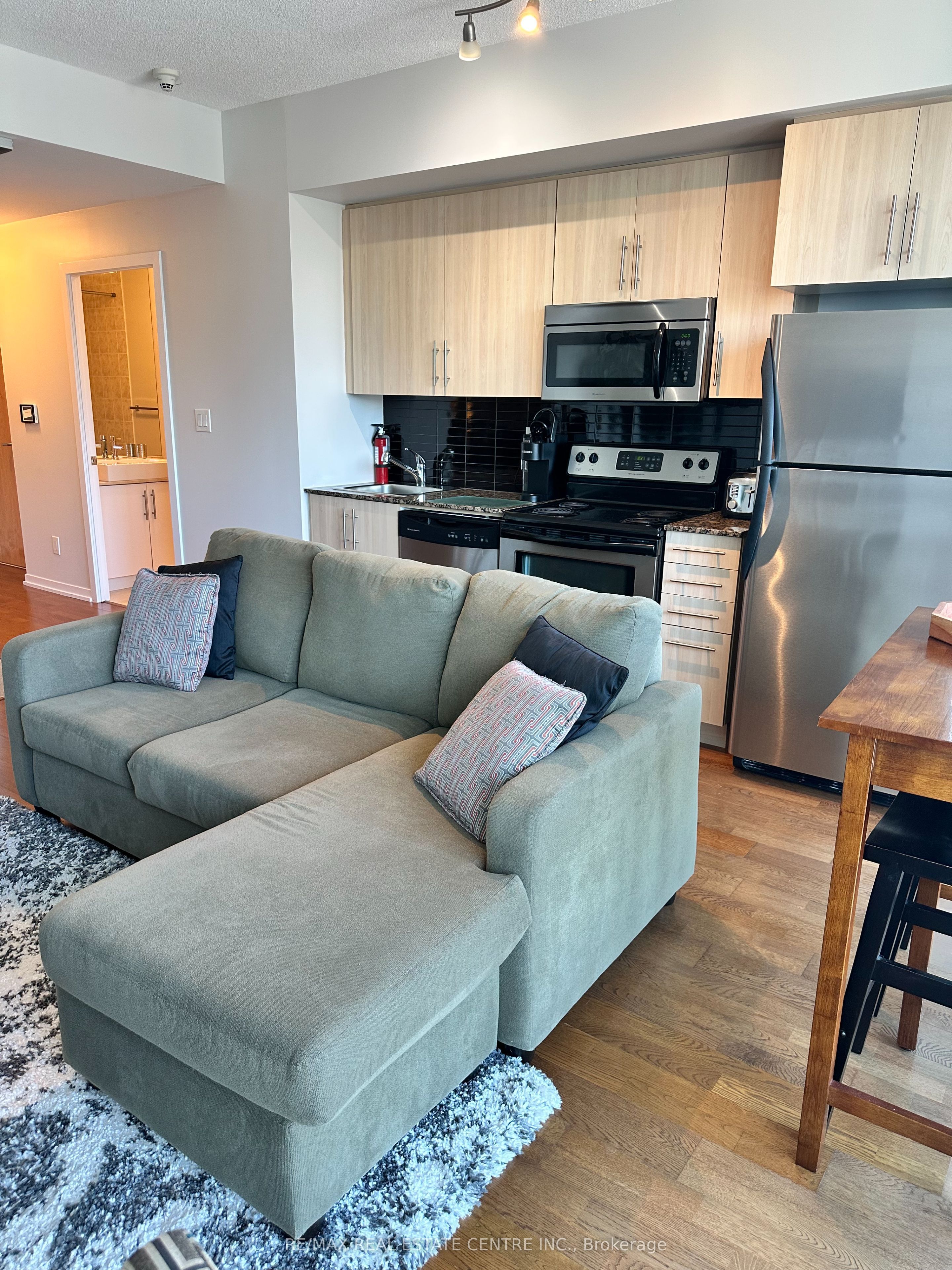 65 Bremner Boulevard 4706, Toronto, ON M5J 0A7 photo 2